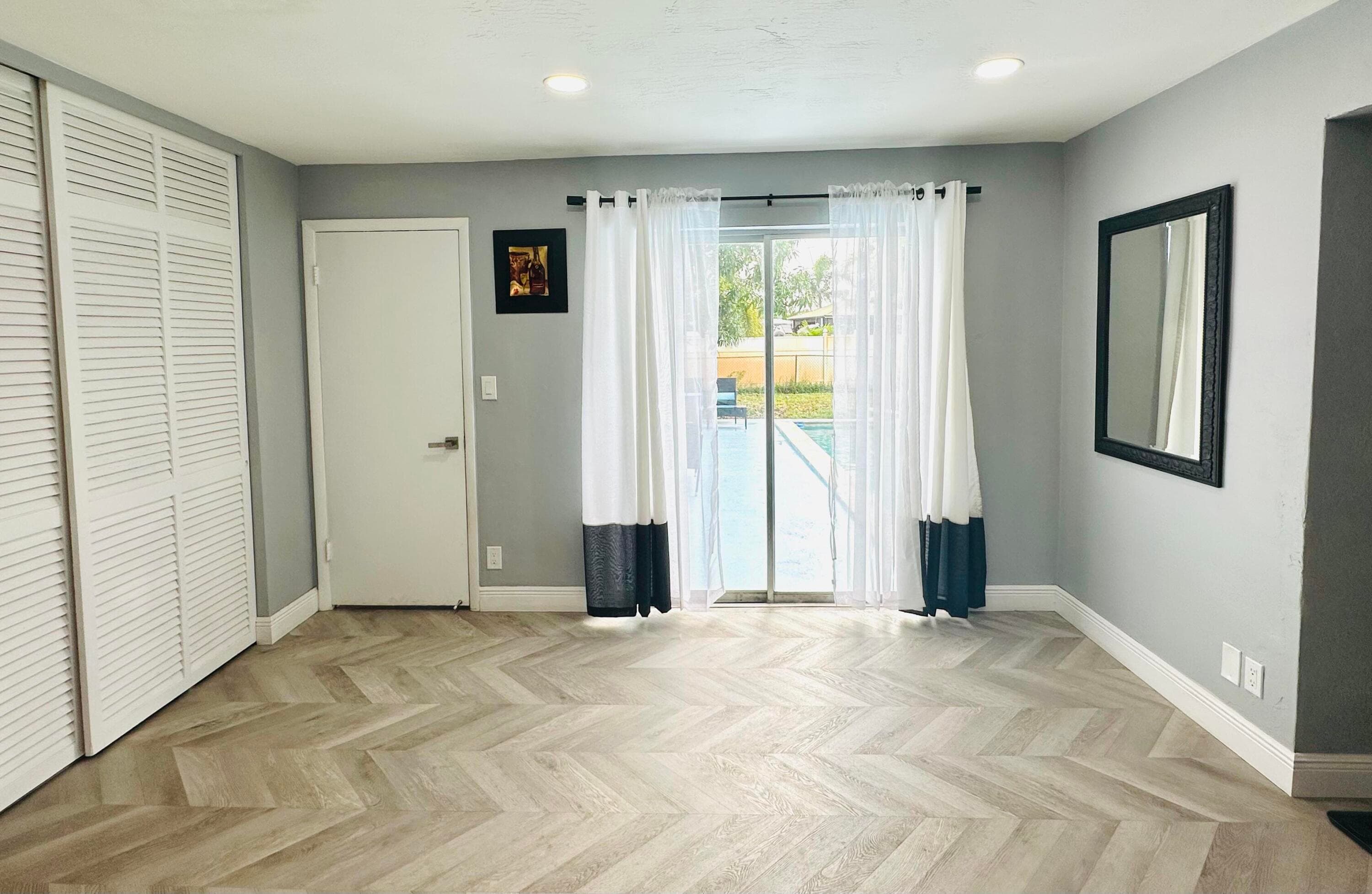 1865 W Chatham Road, West Palm Beach, FL 33415 27