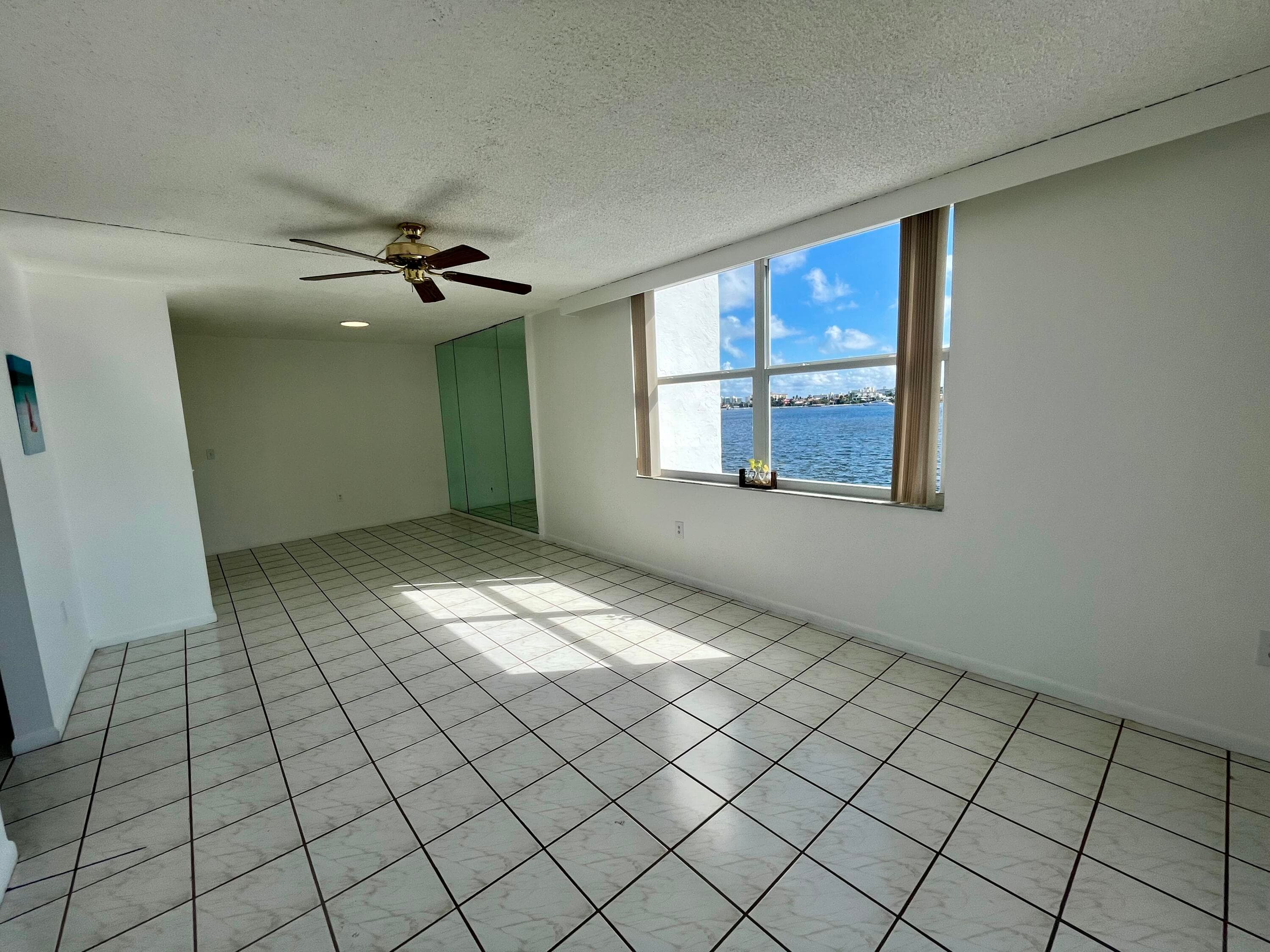 301 Croton Avenue 305, Lantana, FL 33462 10
