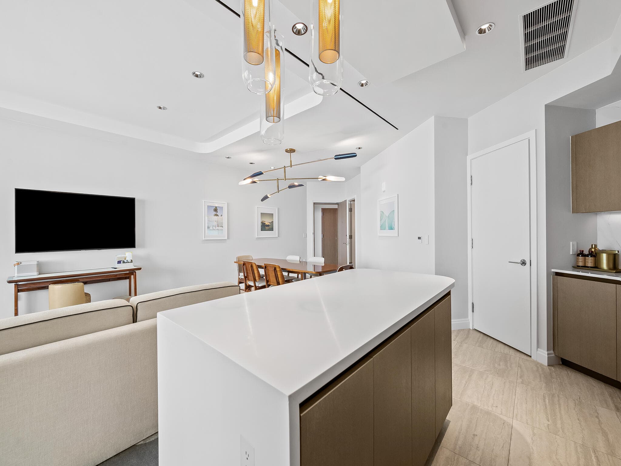 525 N Fort Lauderdale Beach Boulevard 1505, Fort Lauderdale, FL 33304 8