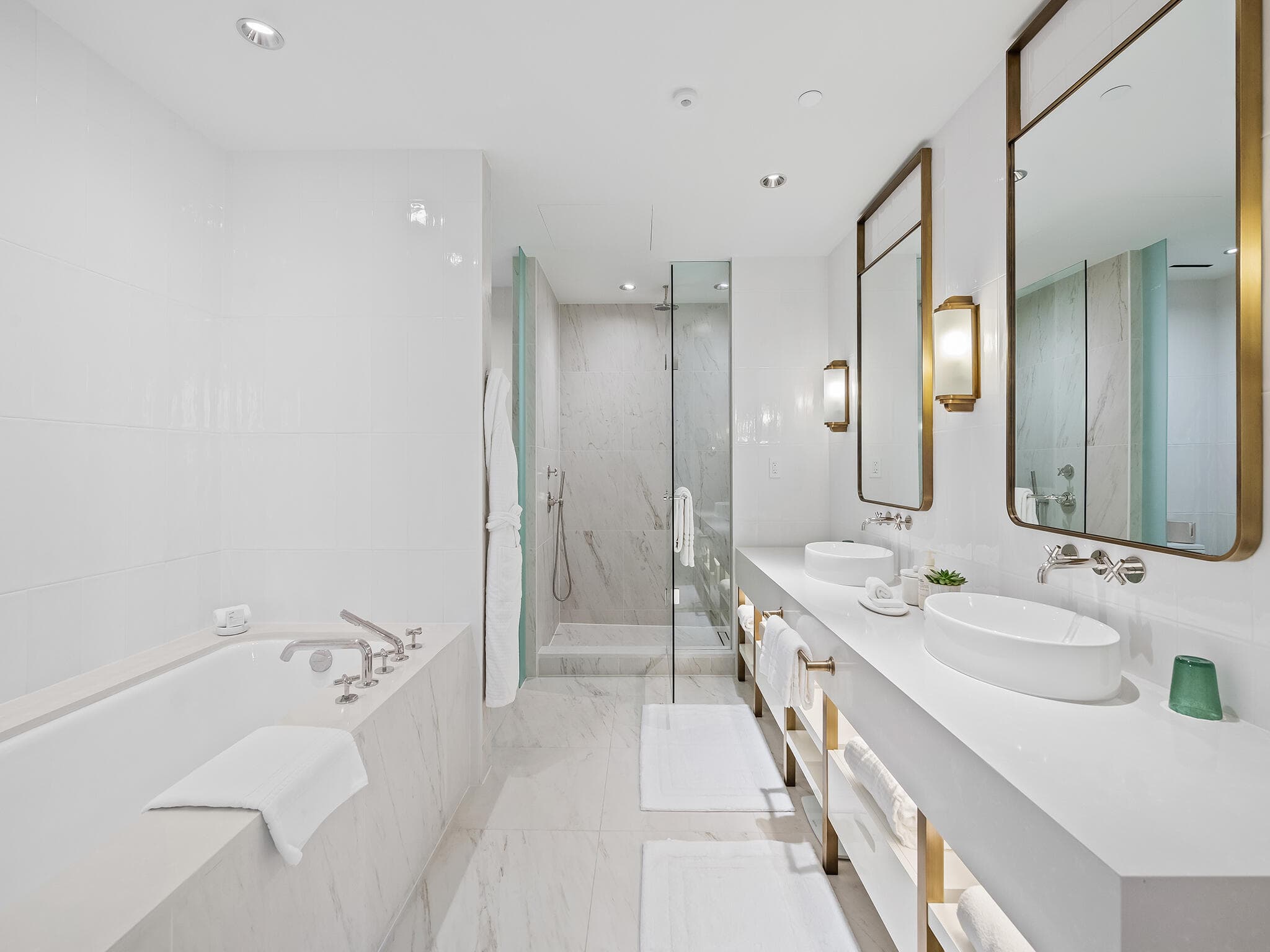 525 N Fort Lauderdale Beach Boulevard 1505, Fort Lauderdale, FL 33304 24