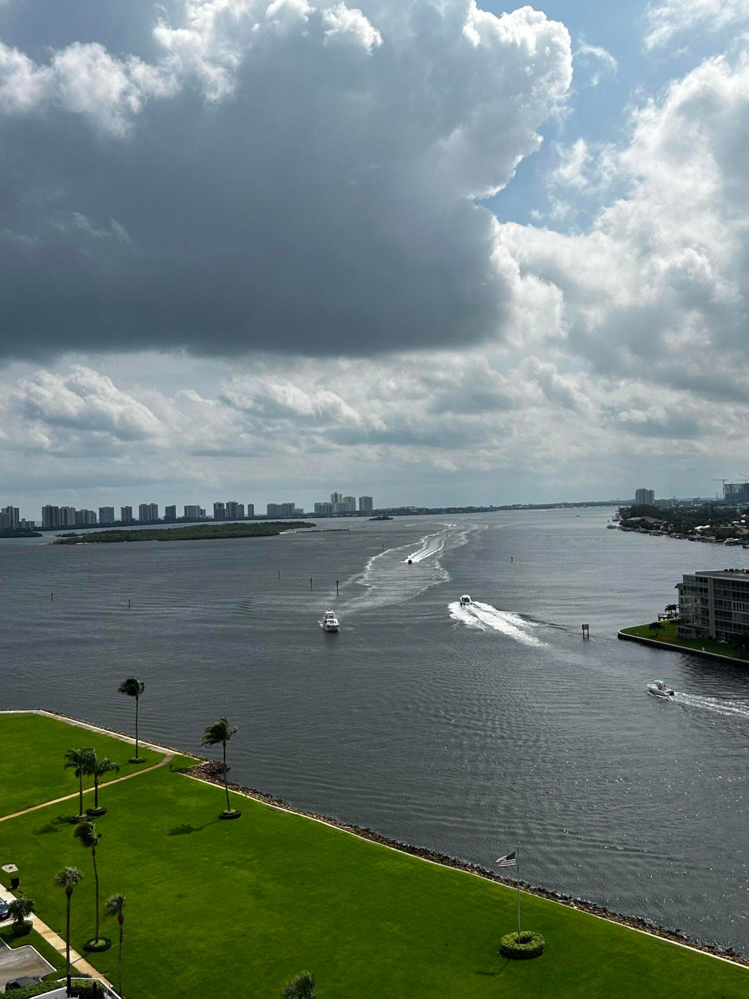 108 Lakeshore Drive 338, North Palm Beach, FL 33408 30