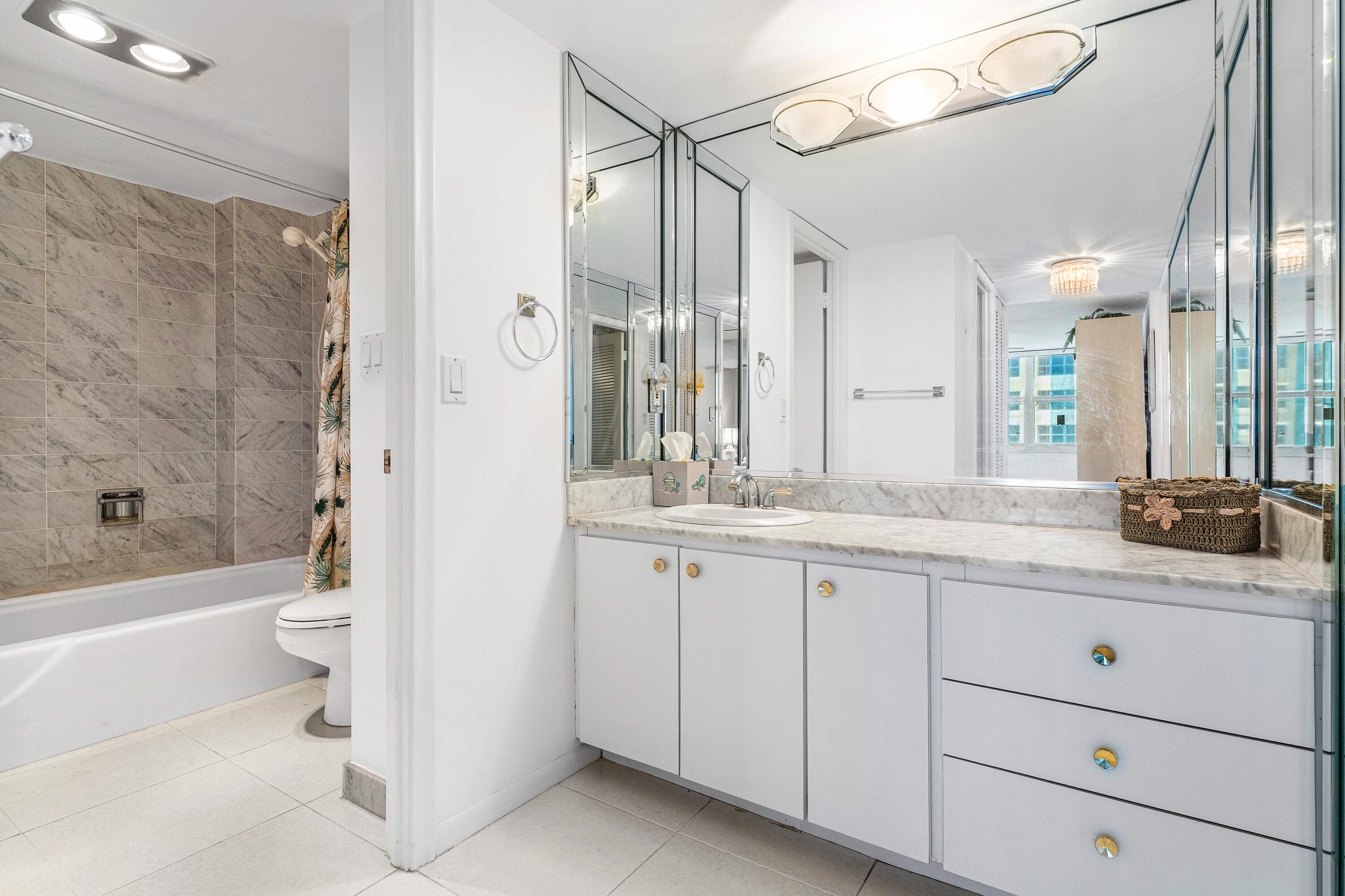 1147 Hillsboro Mile 701, Hillsboro Beach, FL 33062 18