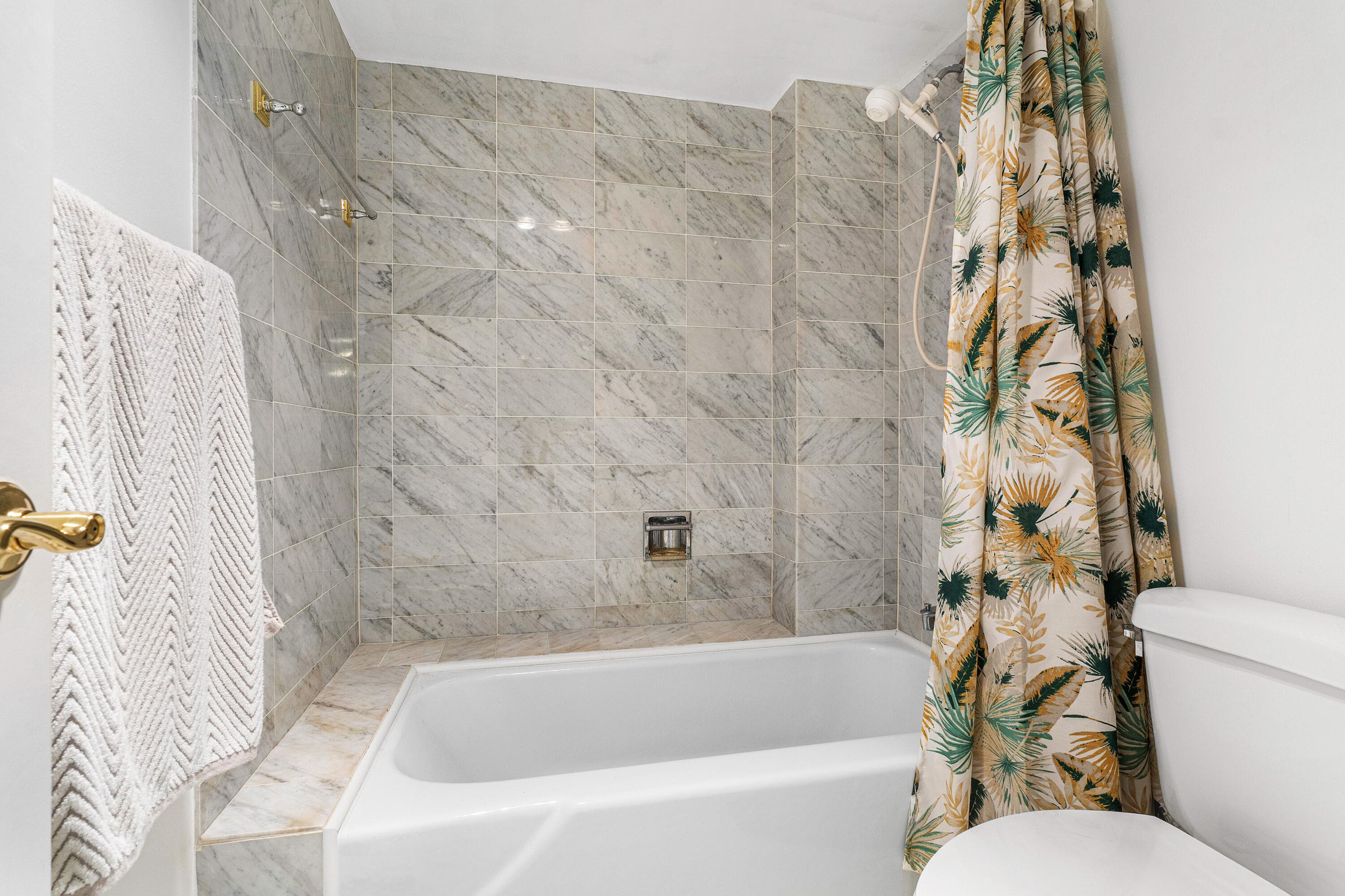 1147 Hillsboro Mile 701, Hillsboro Beach, FL 33062 19
