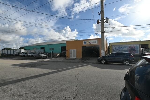 4906 Georgia Avenue, West Palm Beach, FL 33405 2