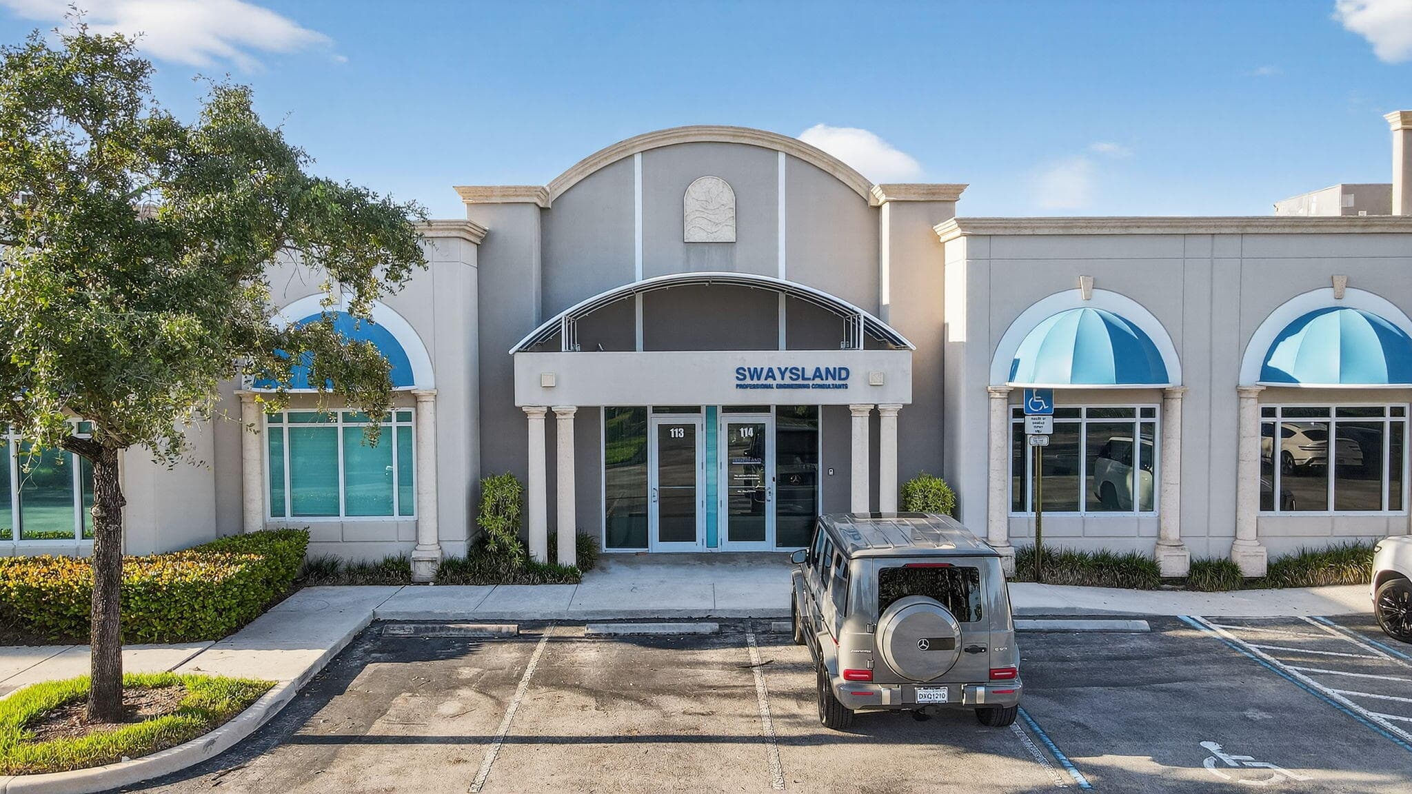 2890 W State Road 84 113, Fort Lauderdale, FL 33312