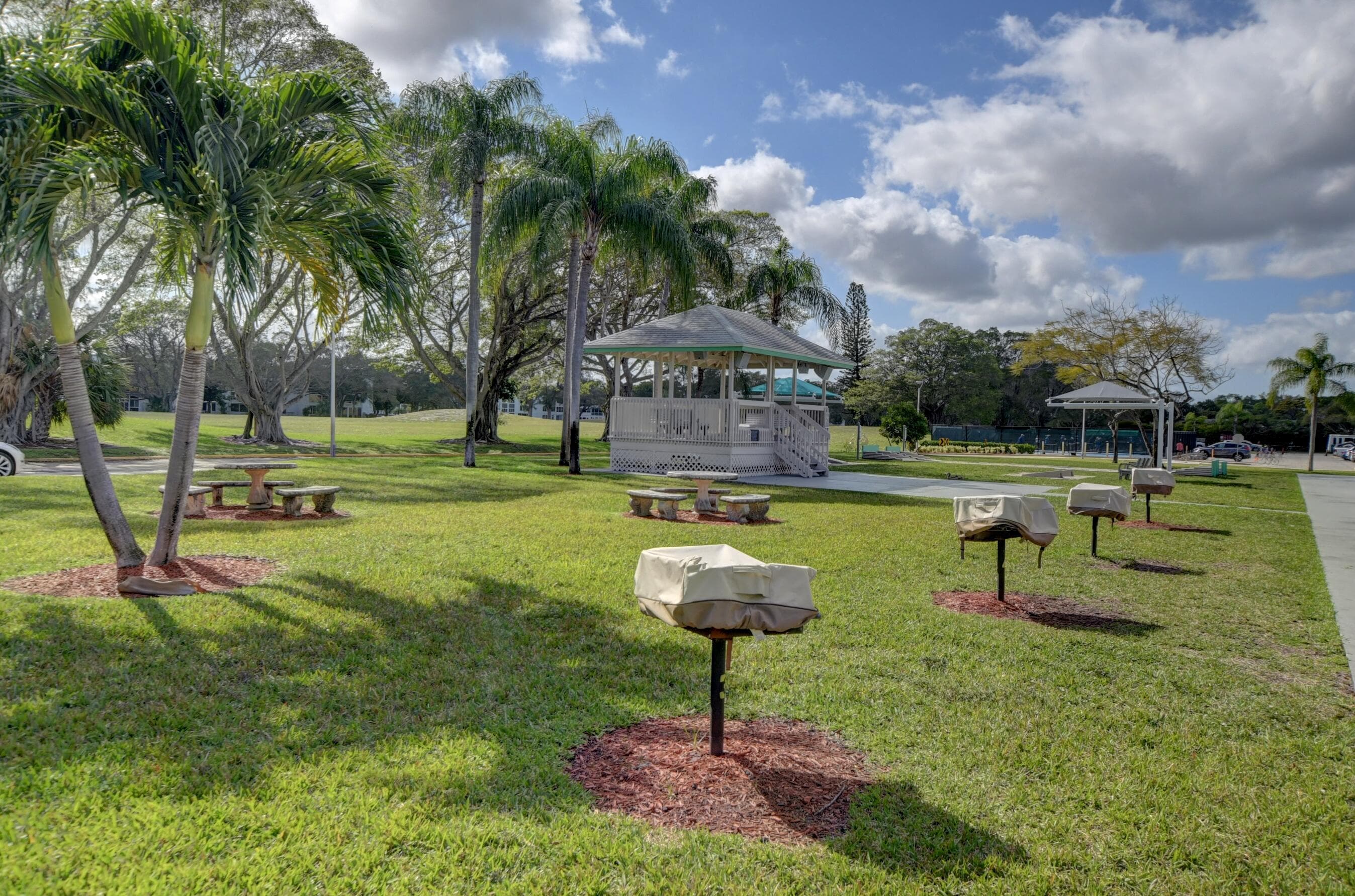 184 Oakridge L 184, Deerfield Beach, FL 33442 51