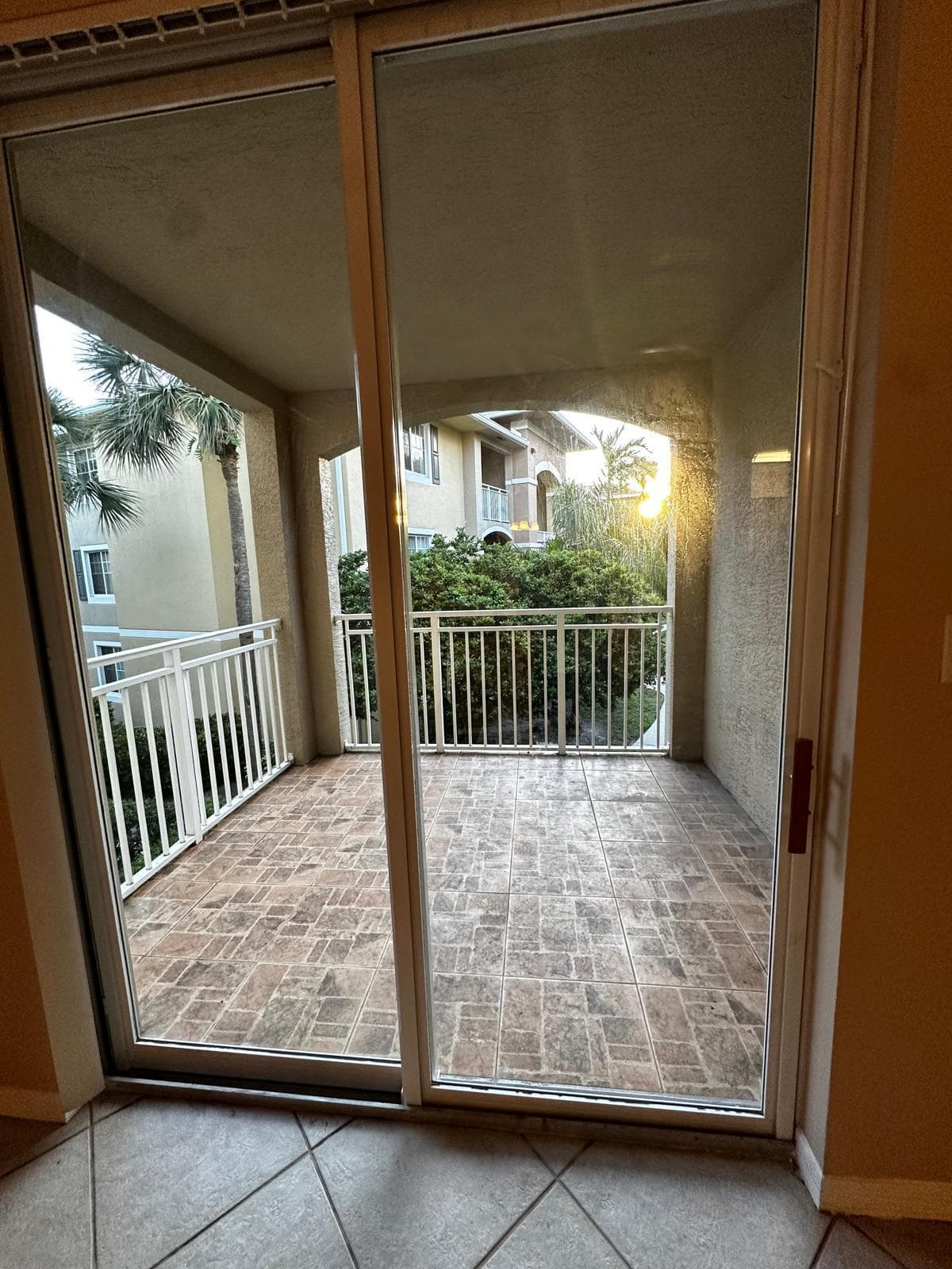 6511 Emerald Dunes Drive 206, West Palm Beach, FL 33411 2