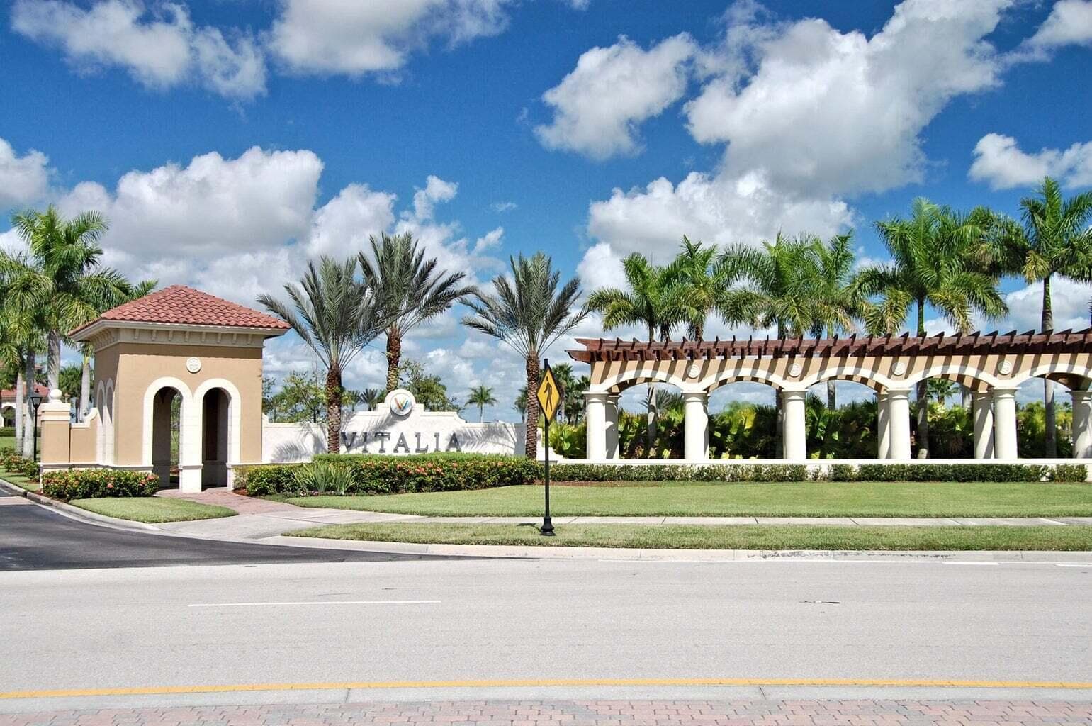 9727 SW Chestwood Avenue, Port St. Lucie, FL 34987 33