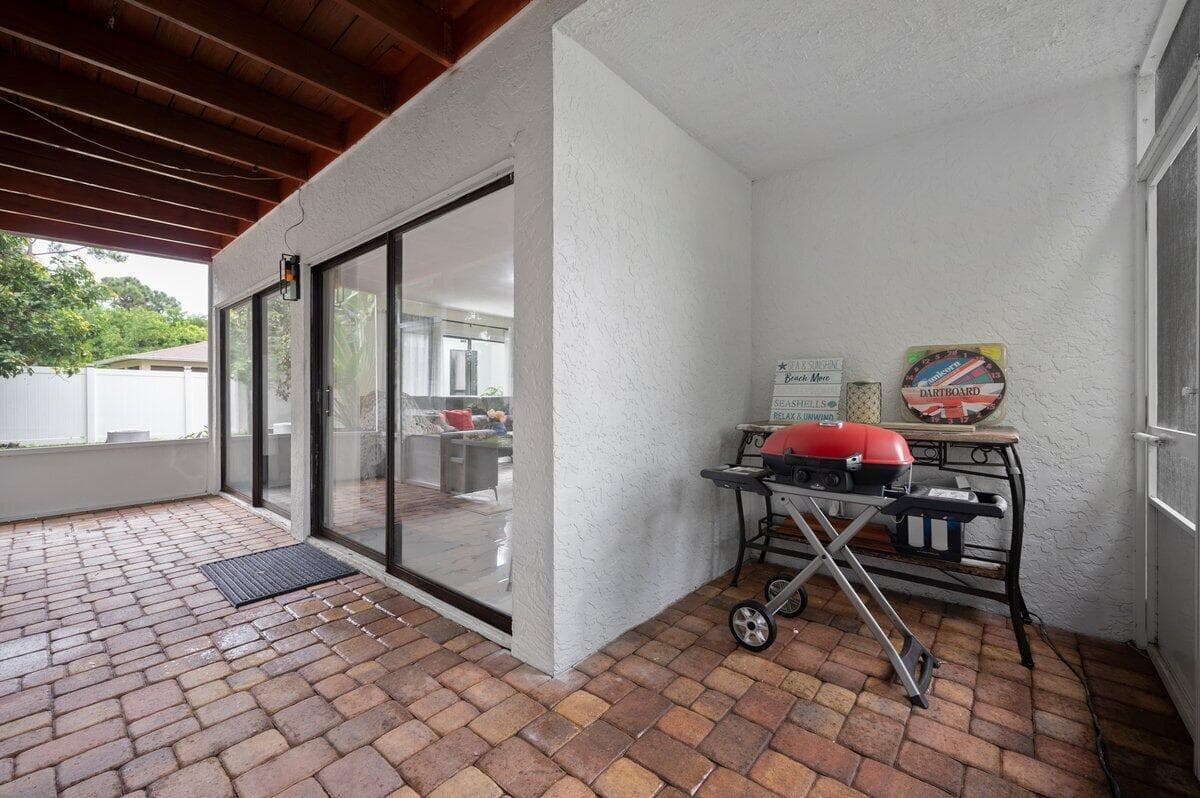 1992 SW Brisbane Street, Port St. Lucie, FL 34984 35