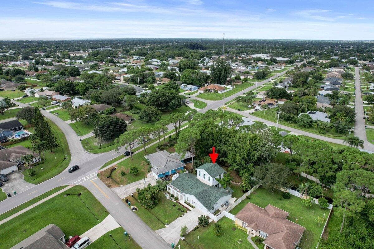 1992 SW Brisbane Street, Port St. Lucie, FL 34984 40