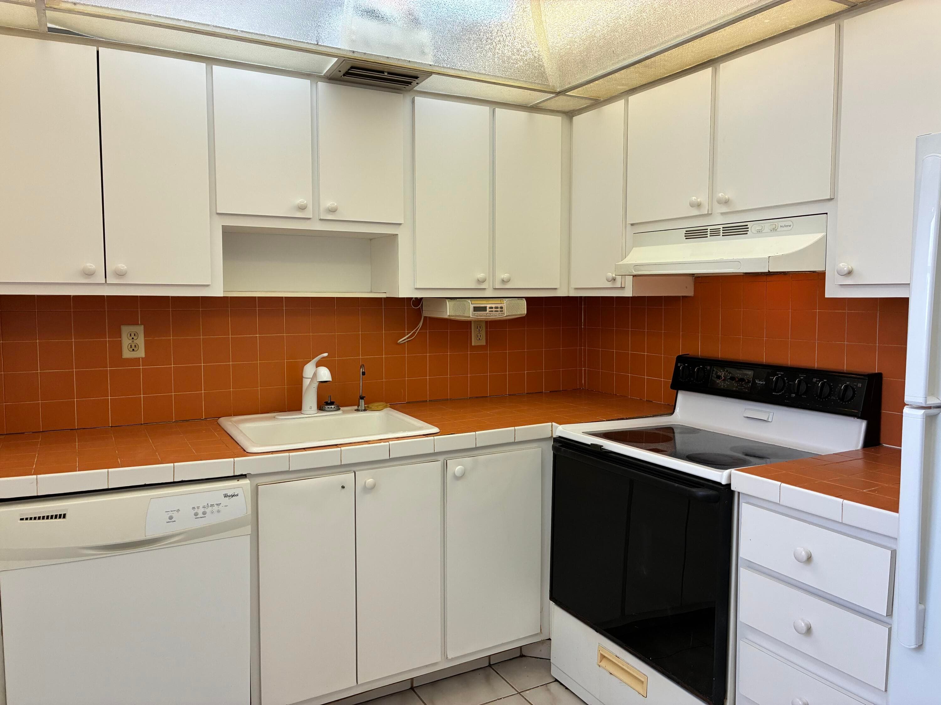 574 Burgundy L 574, Delray Beach, FL 33484 5