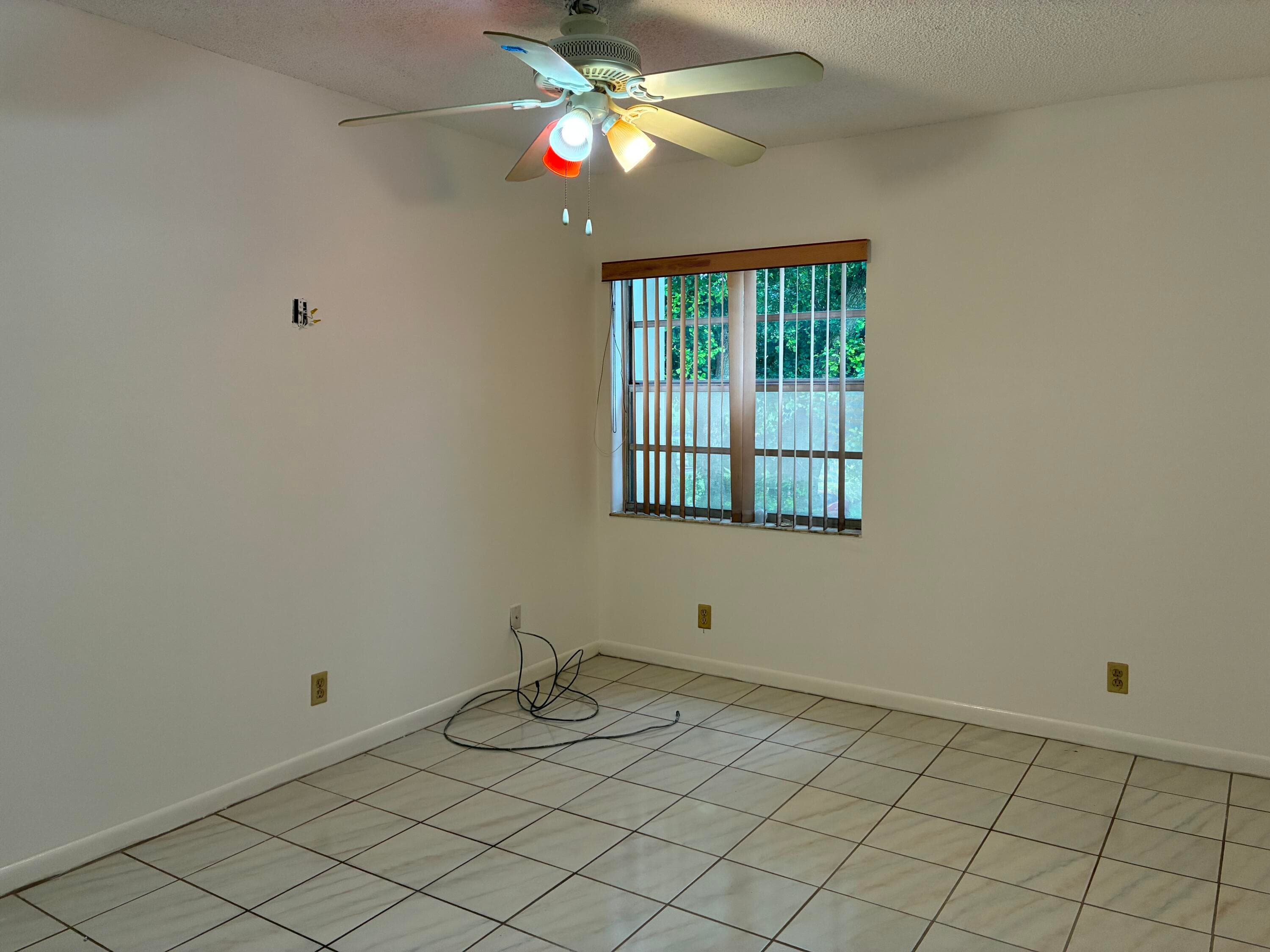 574 Burgundy L 574, Delray Beach, FL 33484 32
