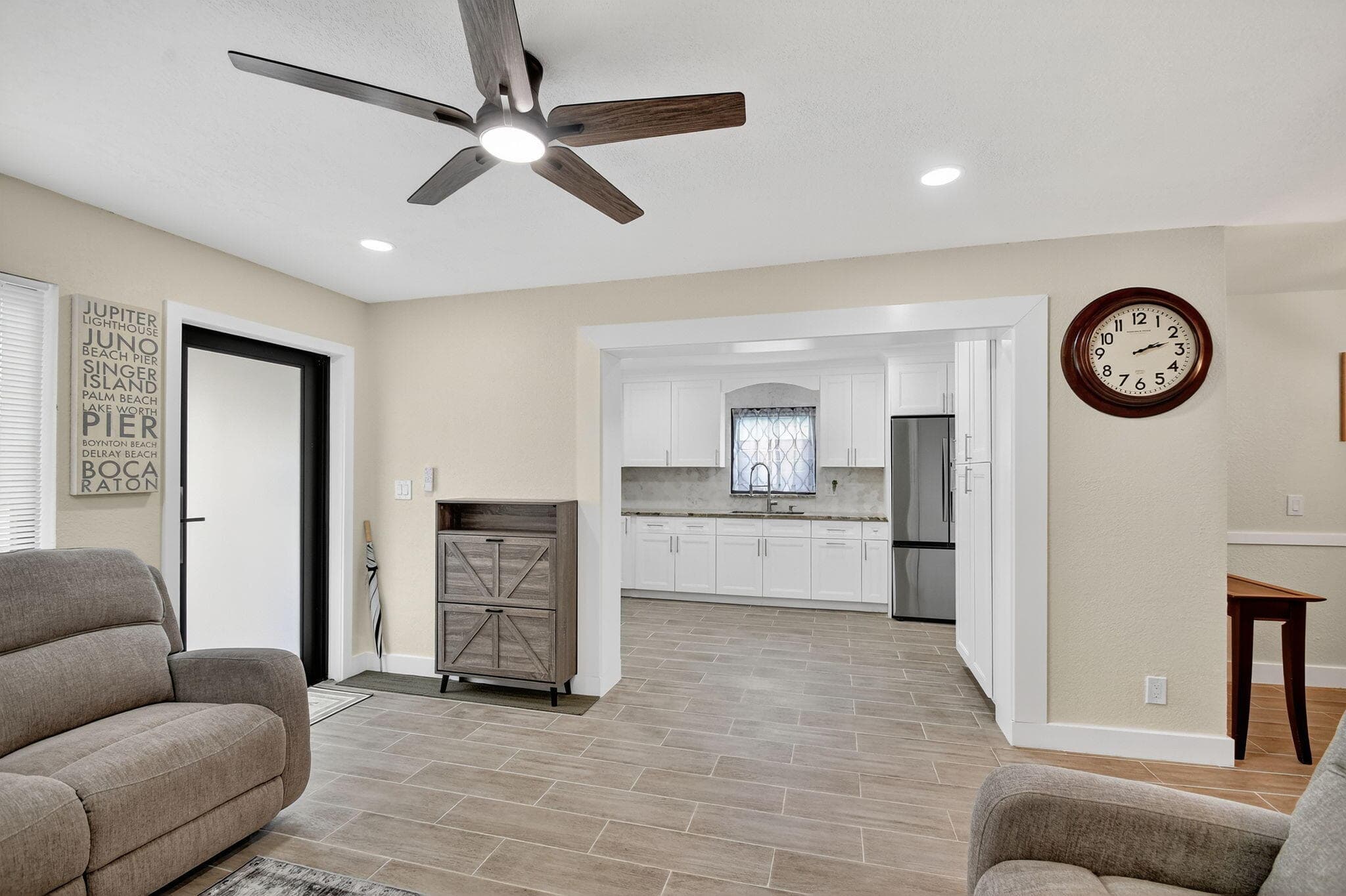 5008 Parker Avenue, West Palm Beach, FL 33405 8