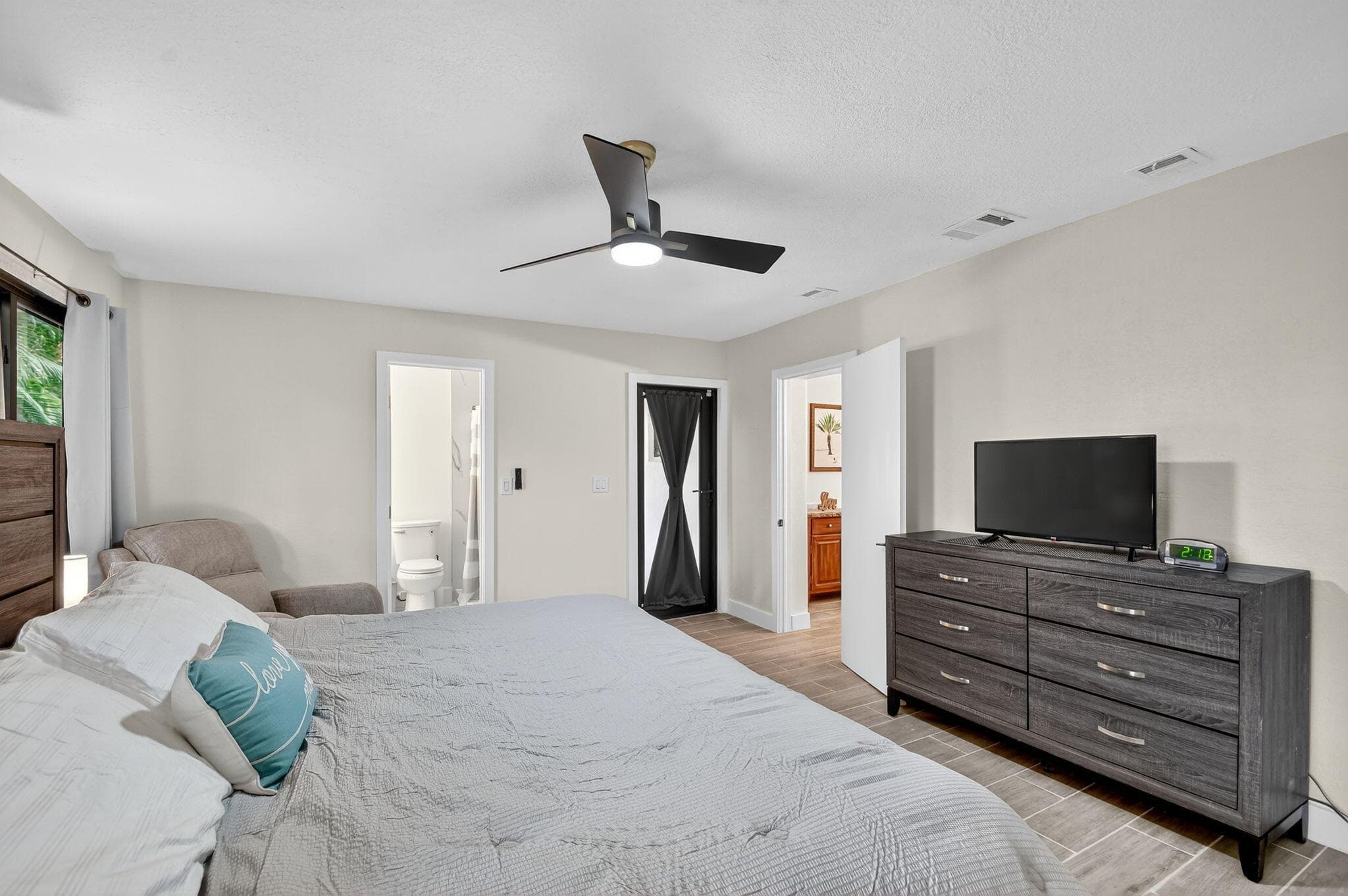 5008 Parker Avenue, West Palm Beach, FL 33405 19