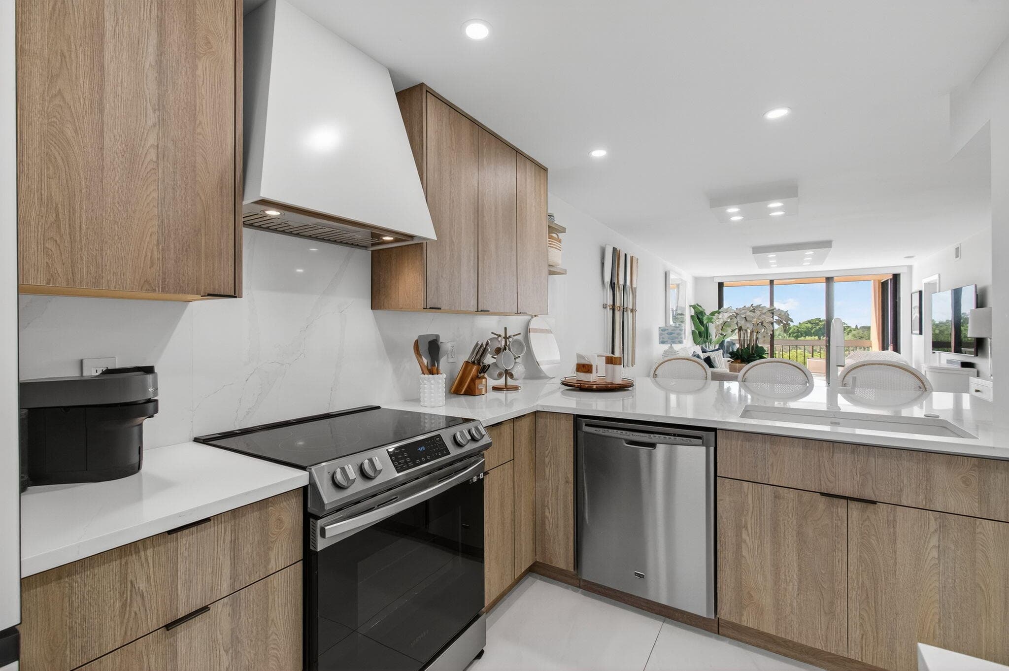 600 Egret Circle 7501, Delray Beach, FL 33444 3