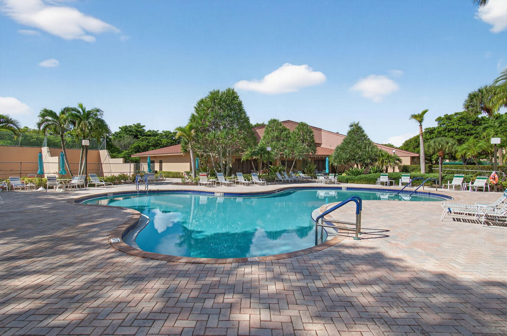 600 Egret Circle 7501, Delray Beach, FL 33444 25