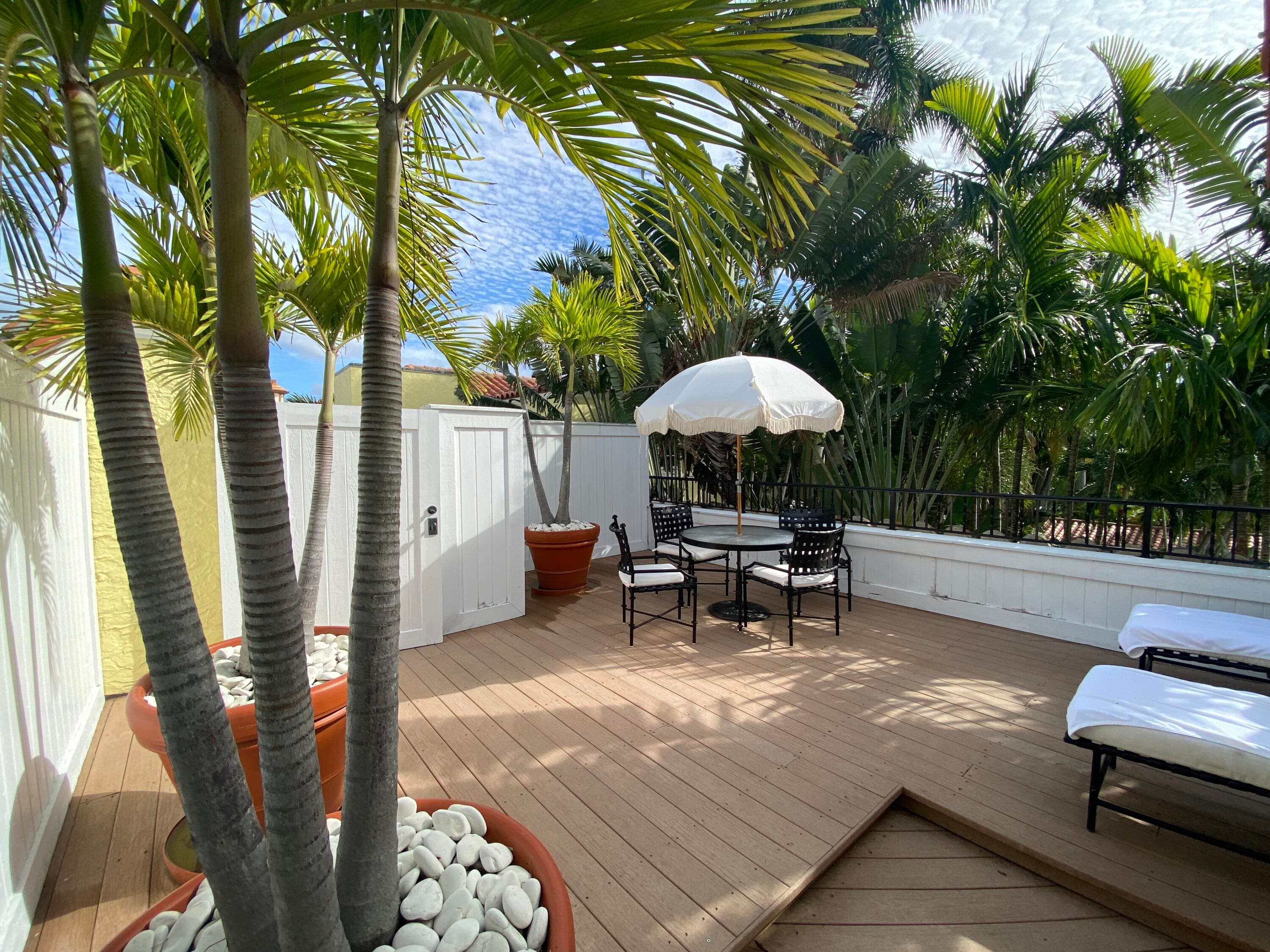 301 Australian Avenue 306, Palm Beach, FL 33480 25