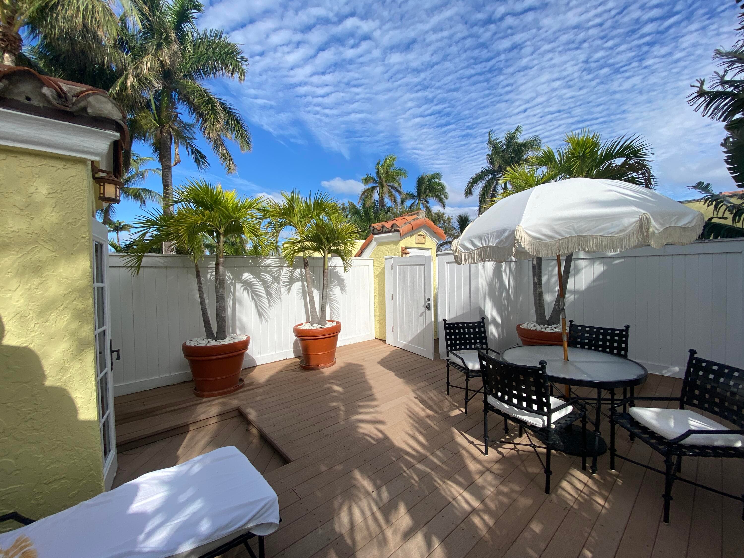 301 Australian Avenue 306, Palm Beach, FL 33480 29