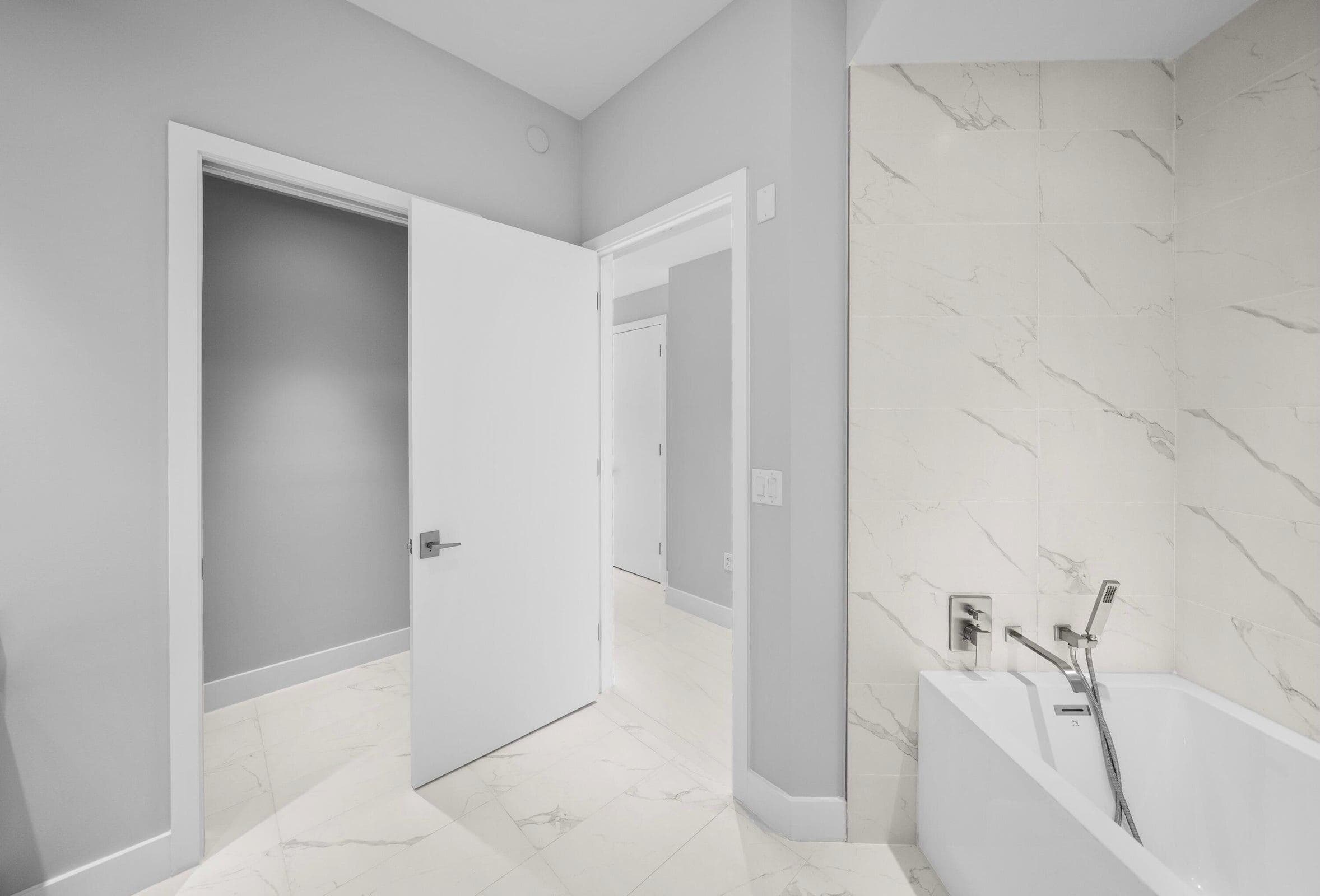 3100 N Ocean Drive H-1508, Singer Island, FL 33404 90