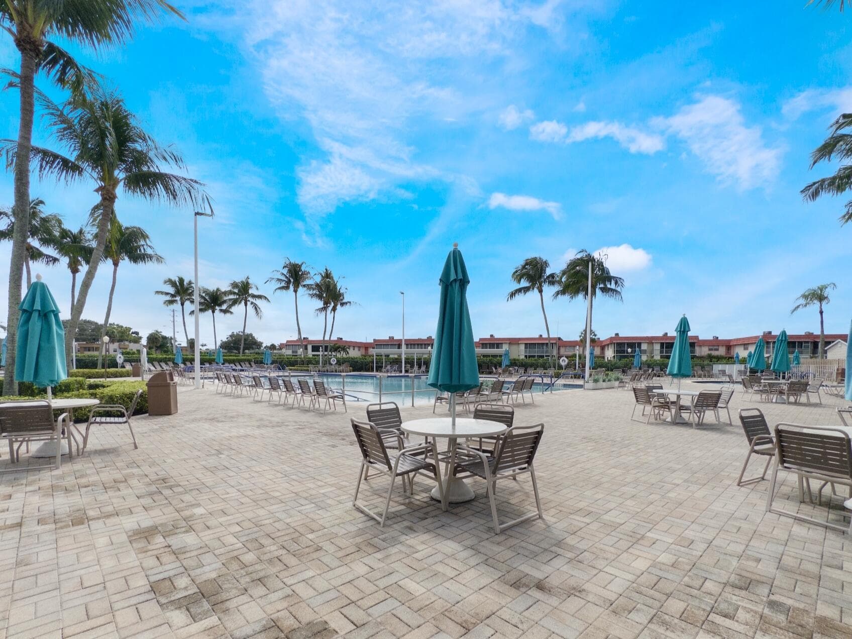 499 Saxony K, Delray Beach, FL 33446 26