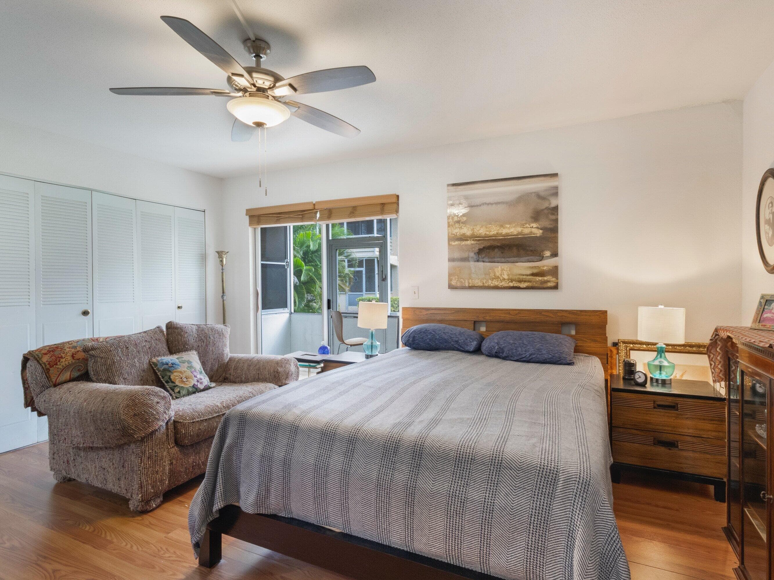 499 Saxony K, Delray Beach, FL 33446 13