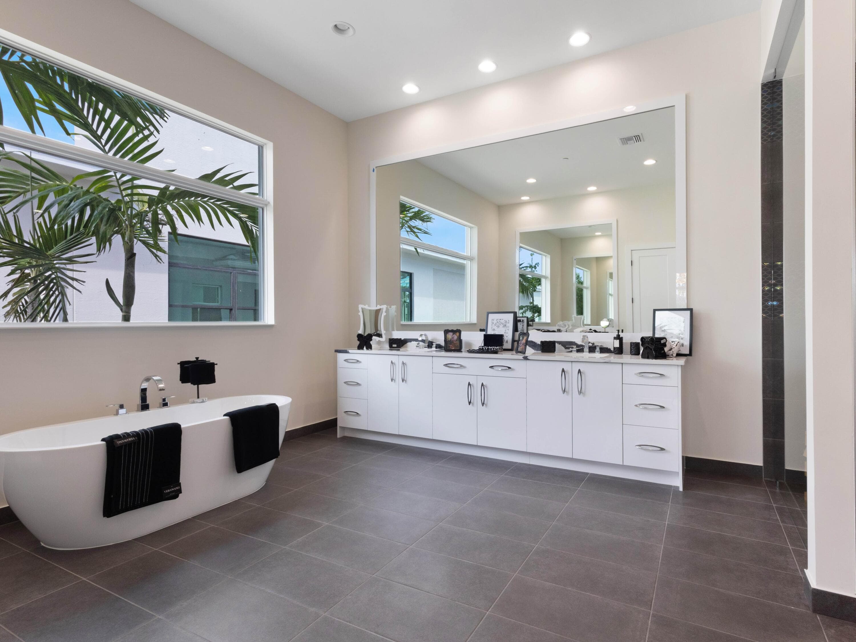 9124 Coral Isles Circle, Palm Beach Gardens, FL 33412 43