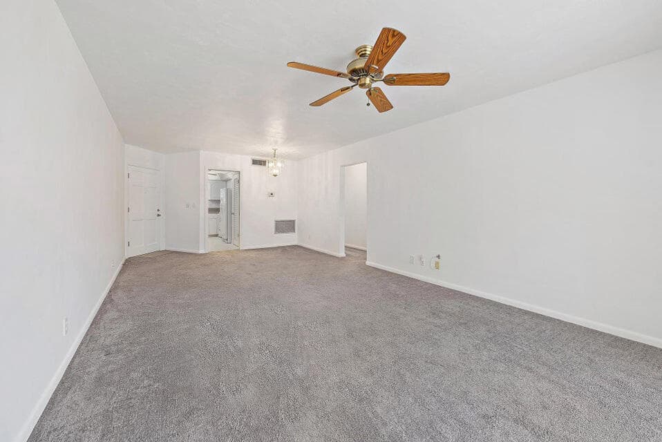 2 Garden Street 203m, Tequesta, FL 33469 8