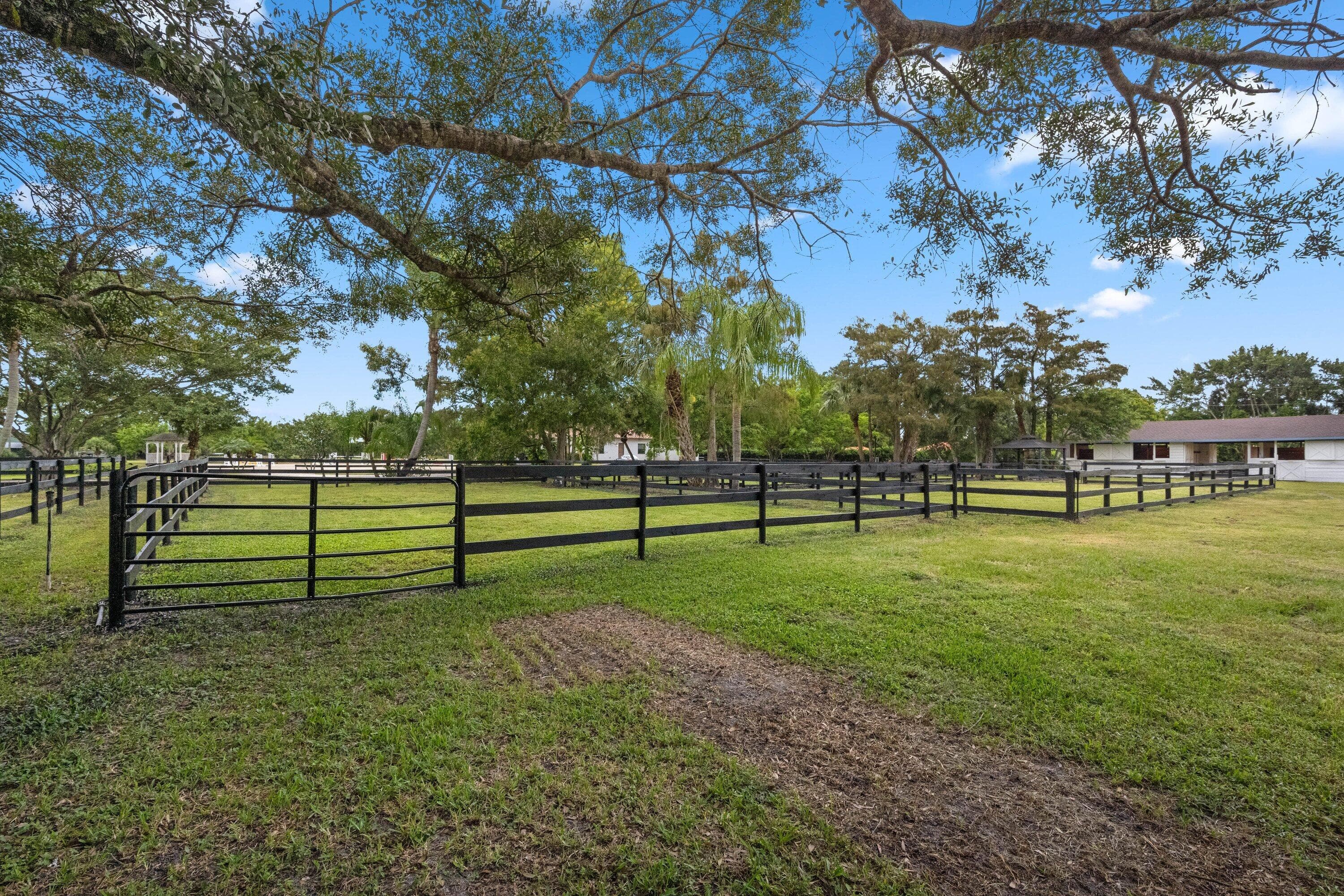 13409 60th Street S, Wellington, FL 33449 38