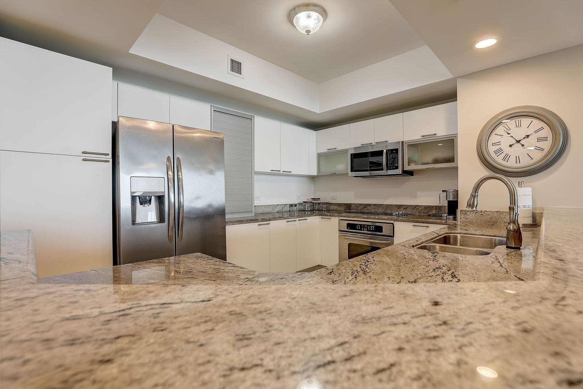 2650 Lake Shore Drive 804, Riviera Beach, FL 33404 13