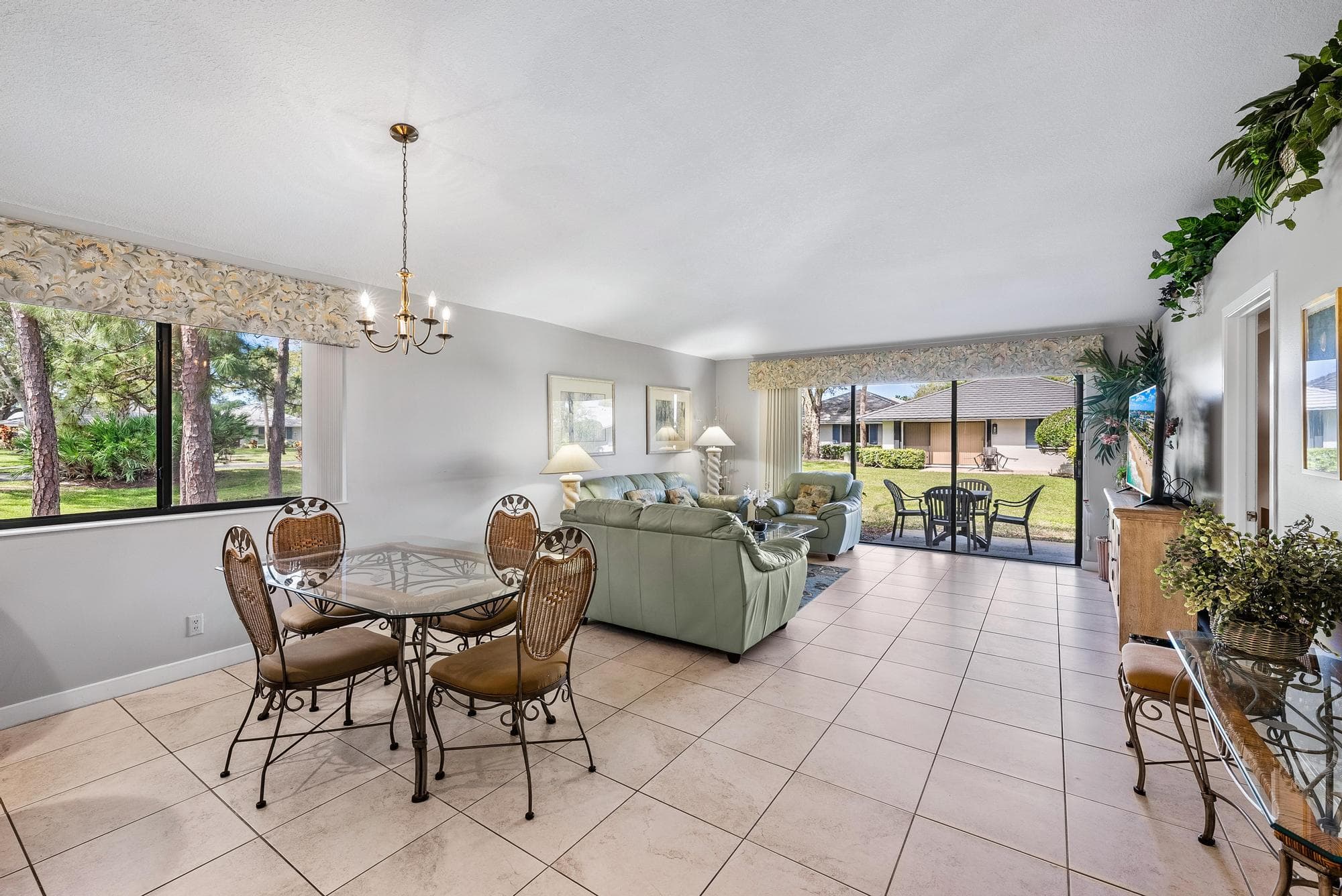 406 Club Drive, Palm Beach Gardens, FL 33418 13