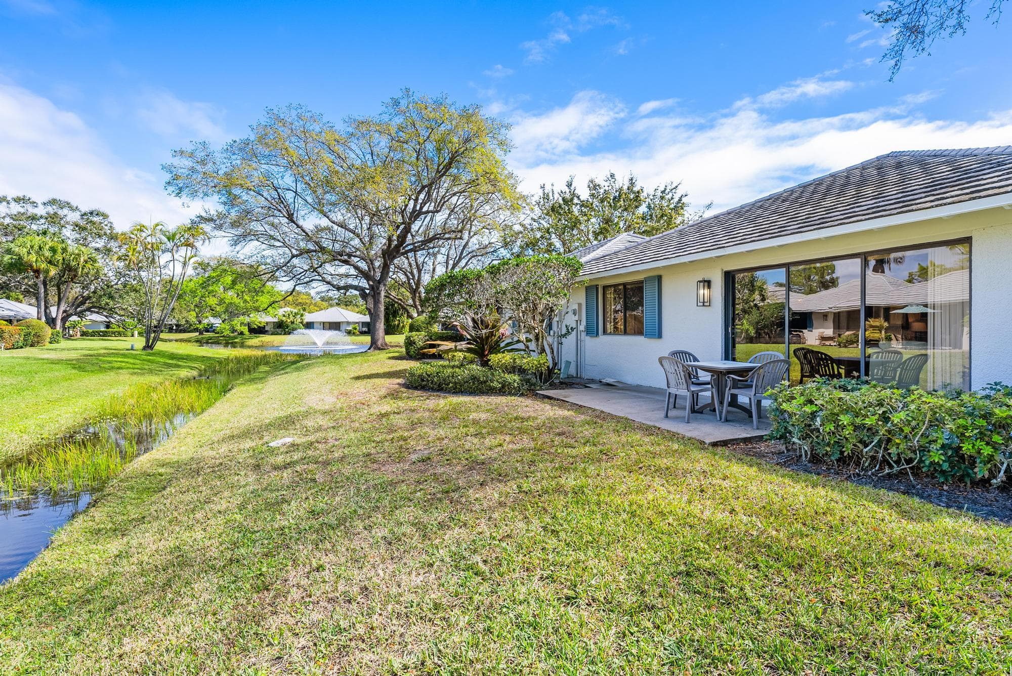 406 Club Drive, Palm Beach Gardens, FL 33418 17