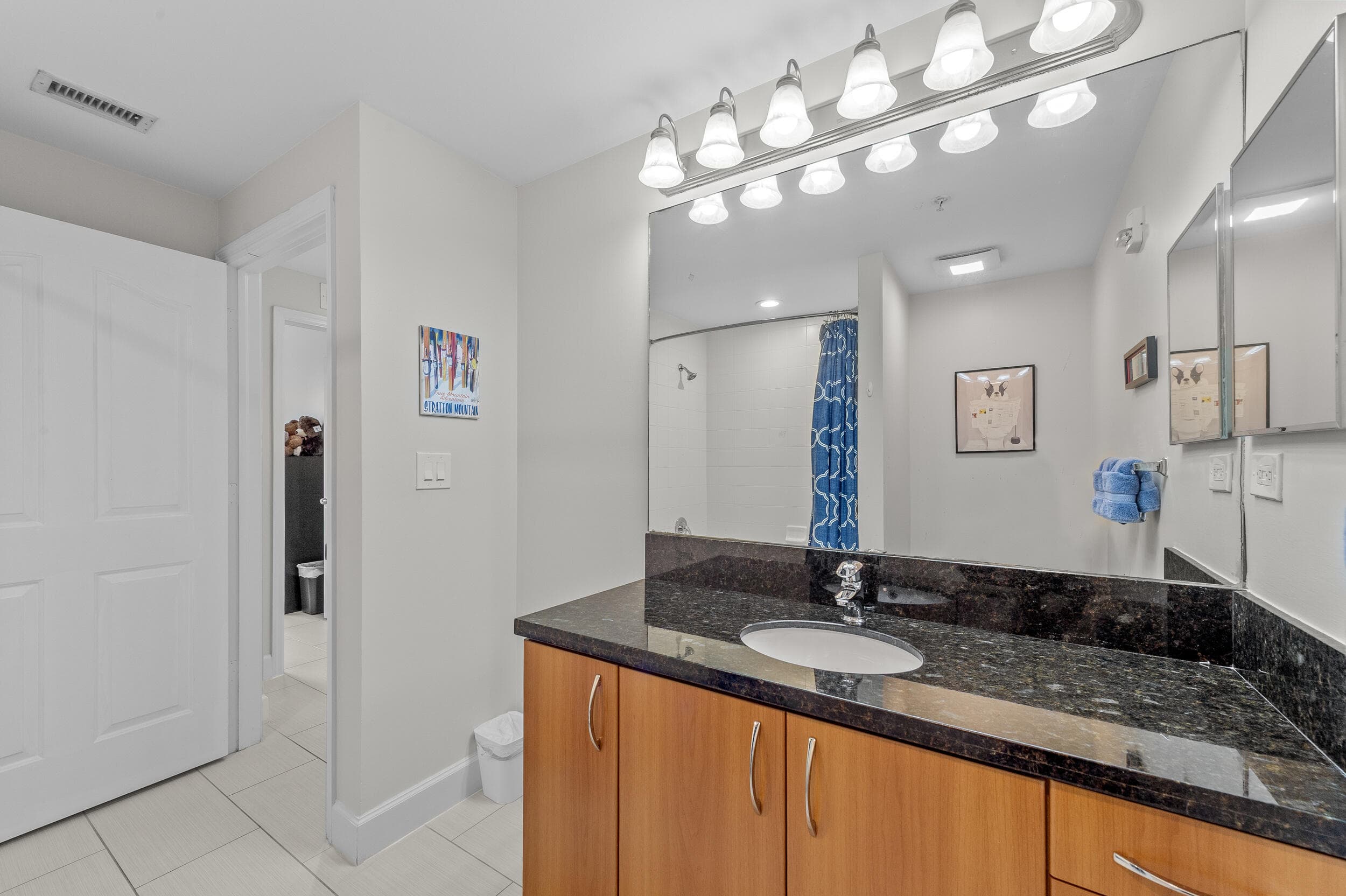 255 NE 3rd Avenue 2401, Delray Beach, FL 33444 21