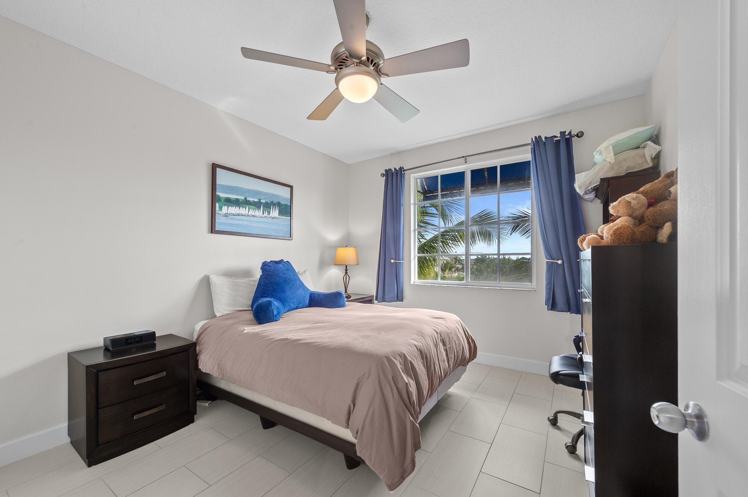 255 NE 3rd Avenue 2401, Delray Beach, FL 33444 19