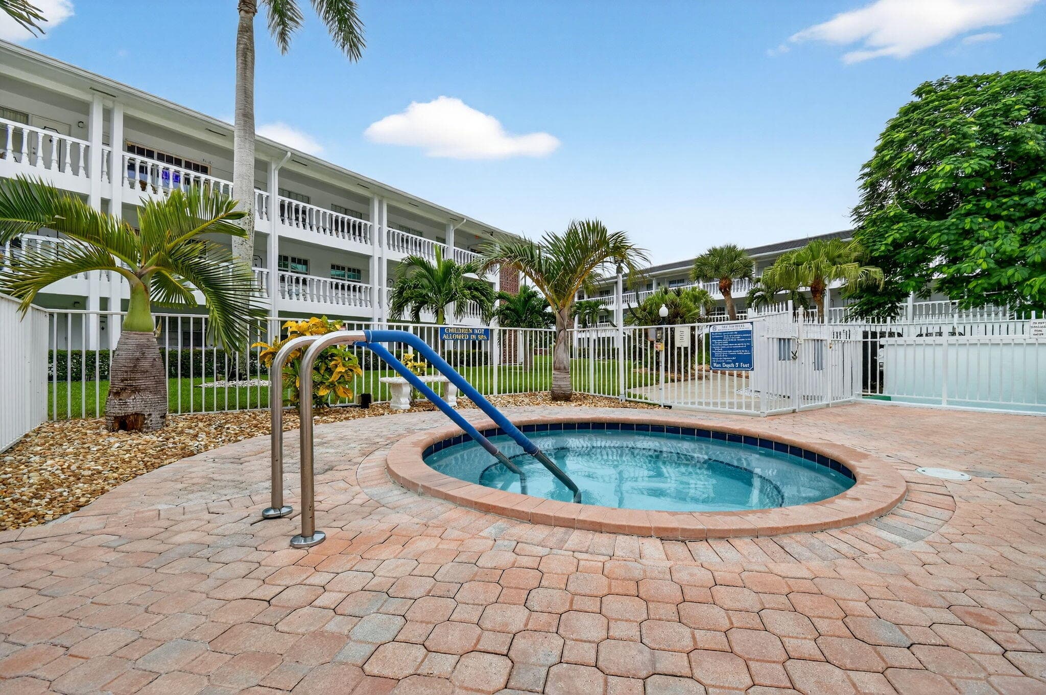 5203 NE 24th Terrace B-105, Fort Lauderdale, FL 33308 17
