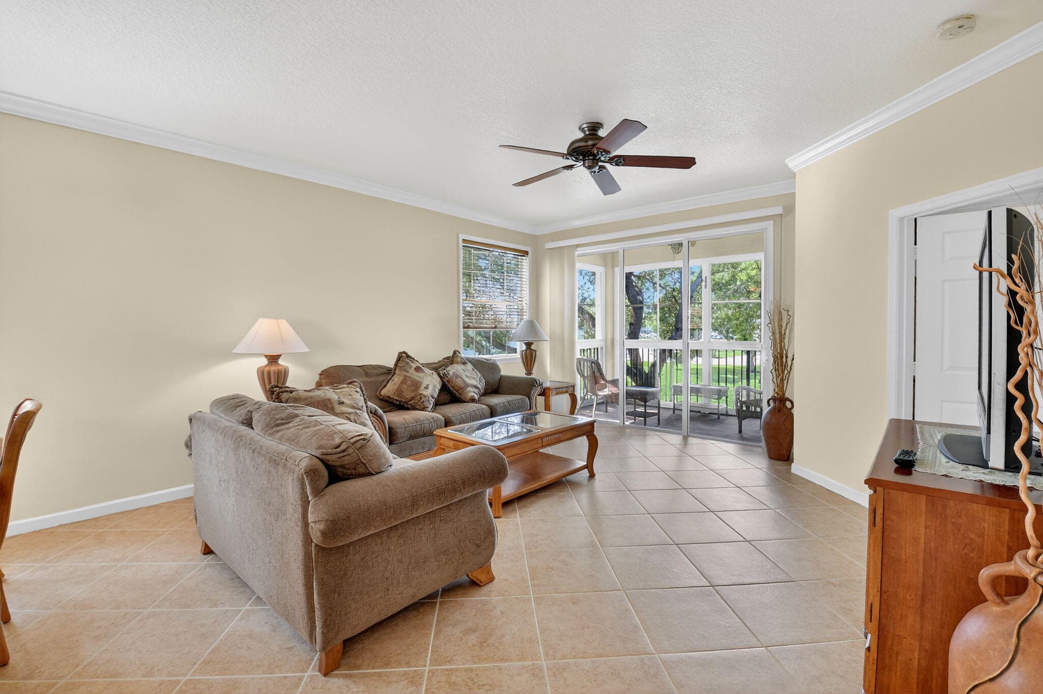 23269 Carolwood Lane 201, Boca Raton, FL 33428 10