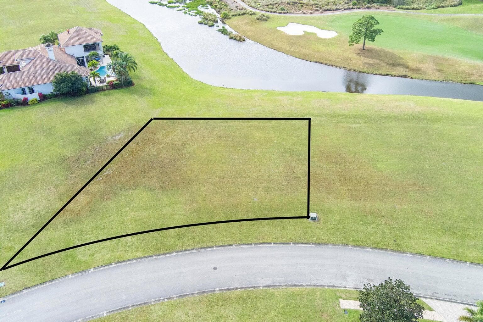 102 SE Santa Lucia, Port St. Lucie, FL 34984 3