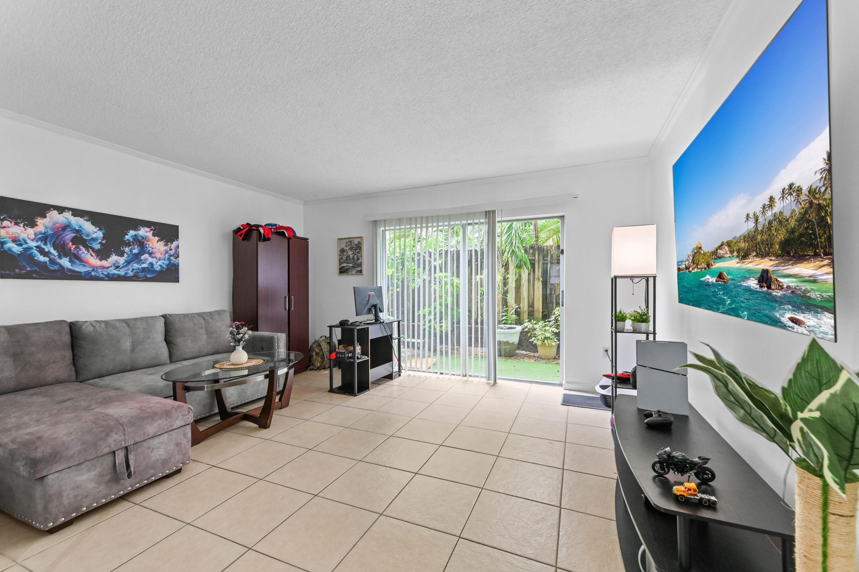 803 W Oakland Park Boulevard A7, Oakland Park, FL 33311 12