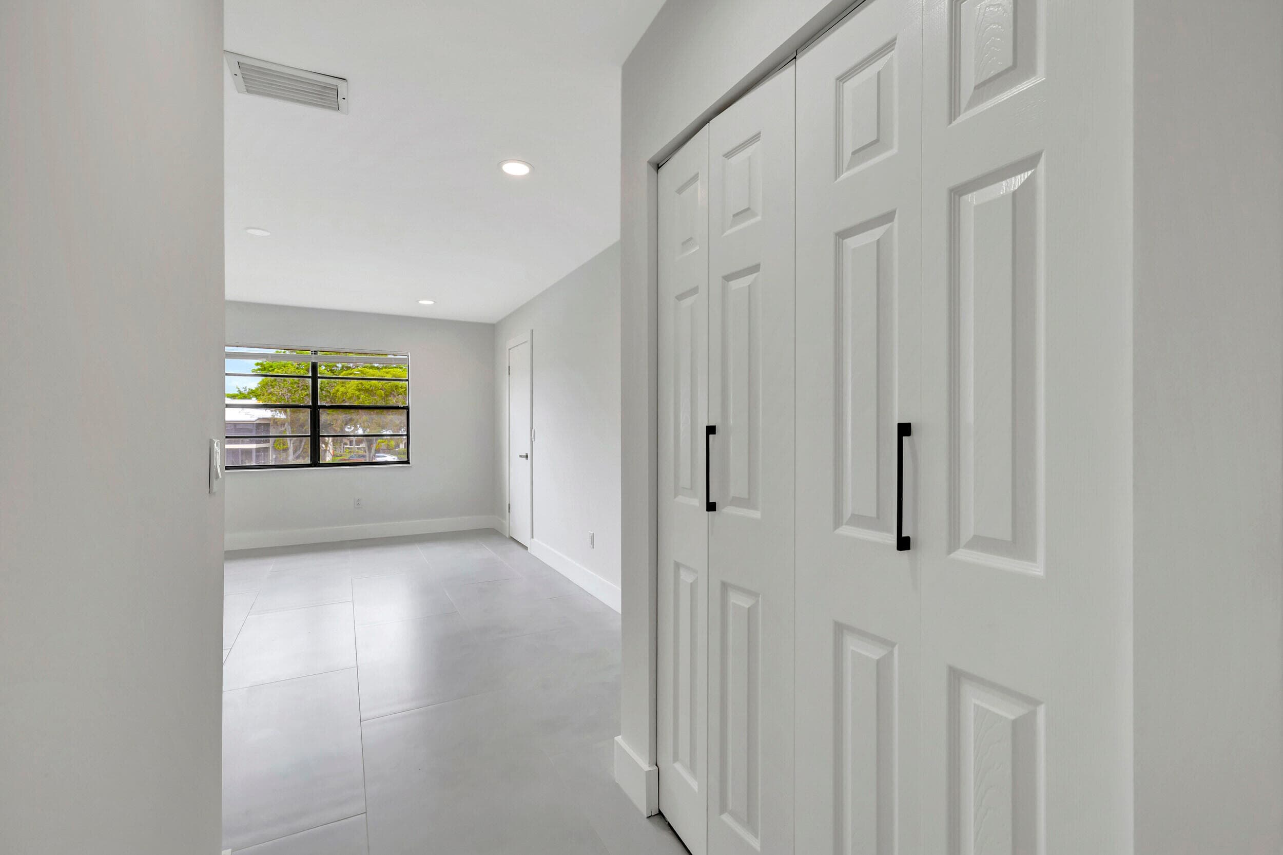 7898 Eastlake Drive 7d, Boca Raton, FL 33433 24