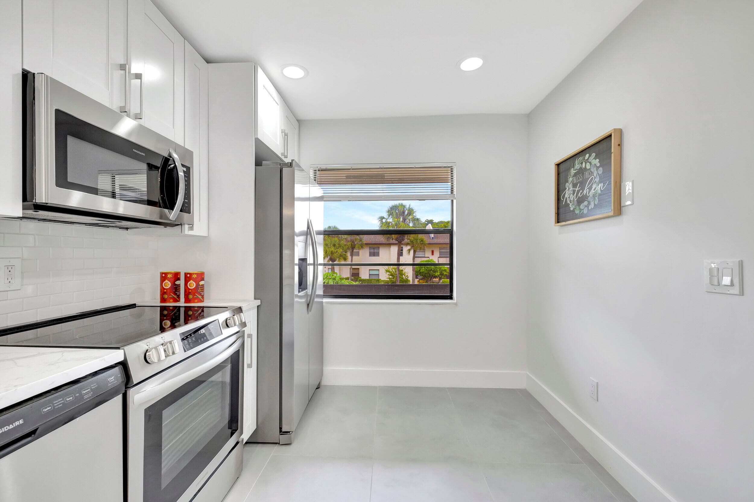7898 Eastlake Drive 7d, Boca Raton, FL 33433 13