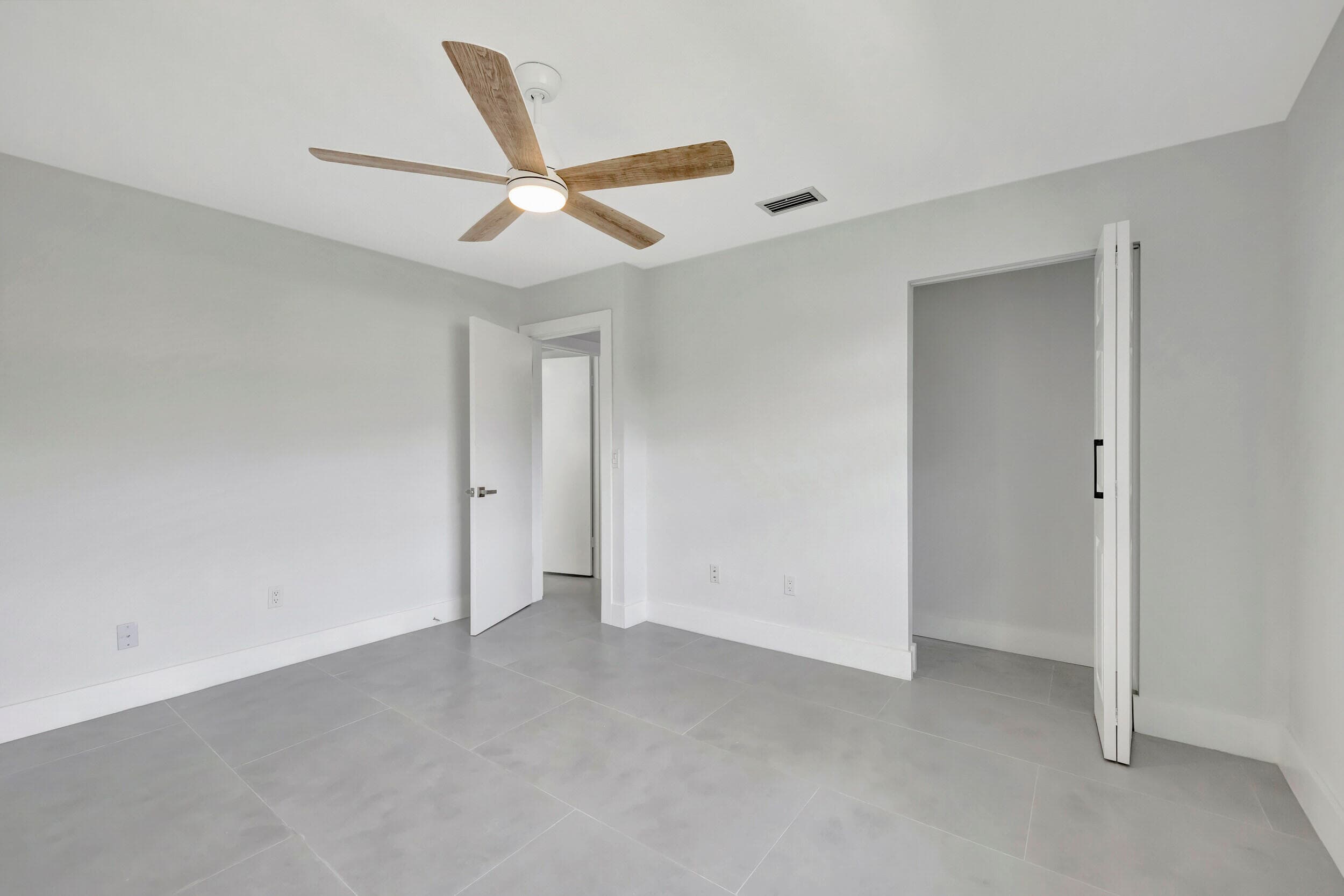 7898 Eastlake Drive 7d, Boca Raton, FL 33433 22