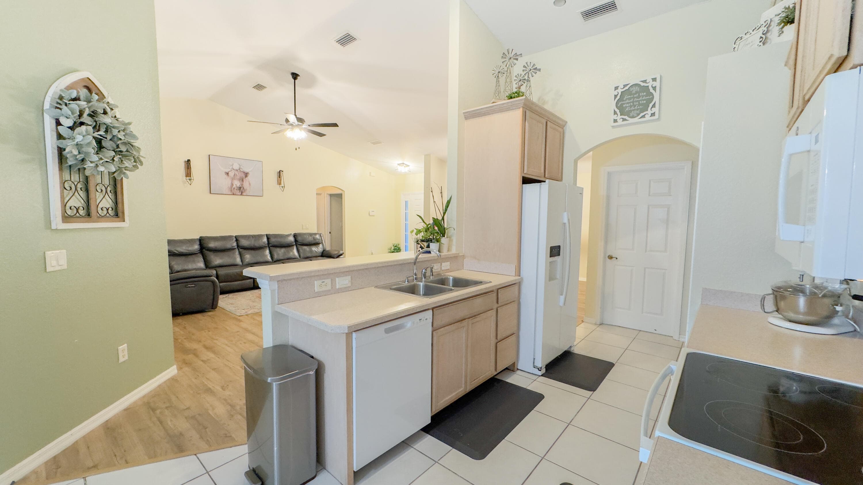 9134 Oviedo Street, Sebring, FL 33872 7