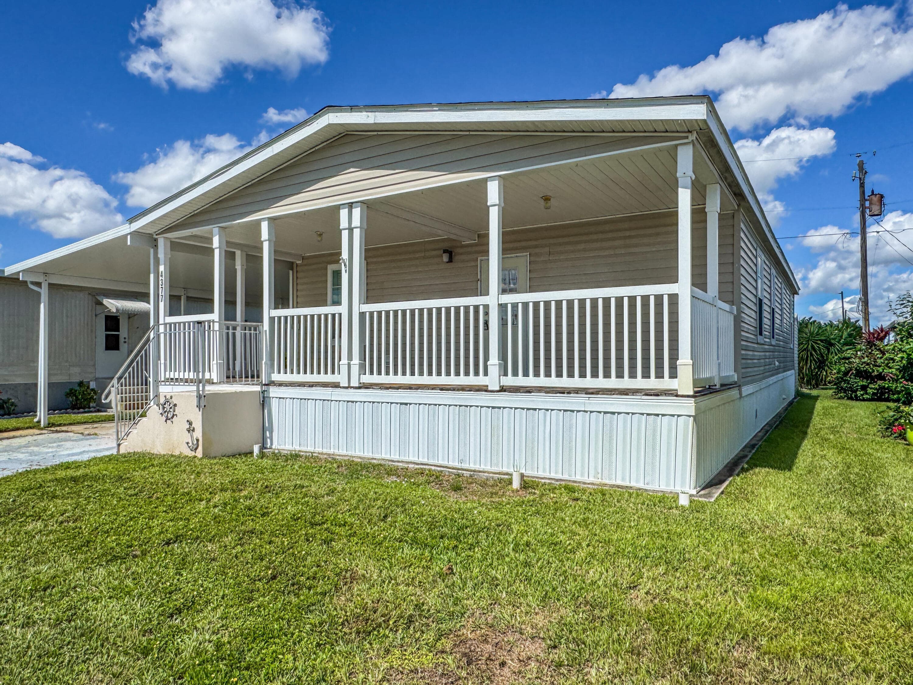4377 Mission Bell Drive, Boynton Beach, FL 33436 8