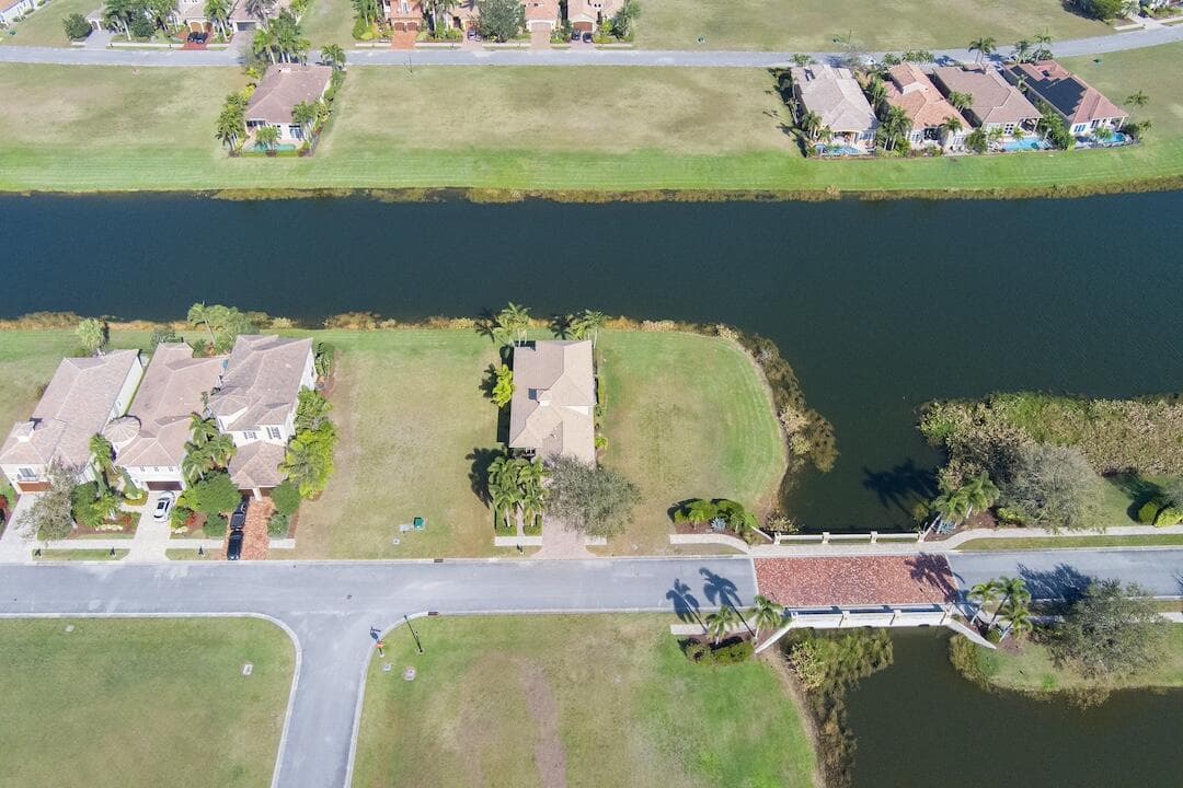 152 SE Santa Gardenia, Port St. Lucie, FL 34984 14