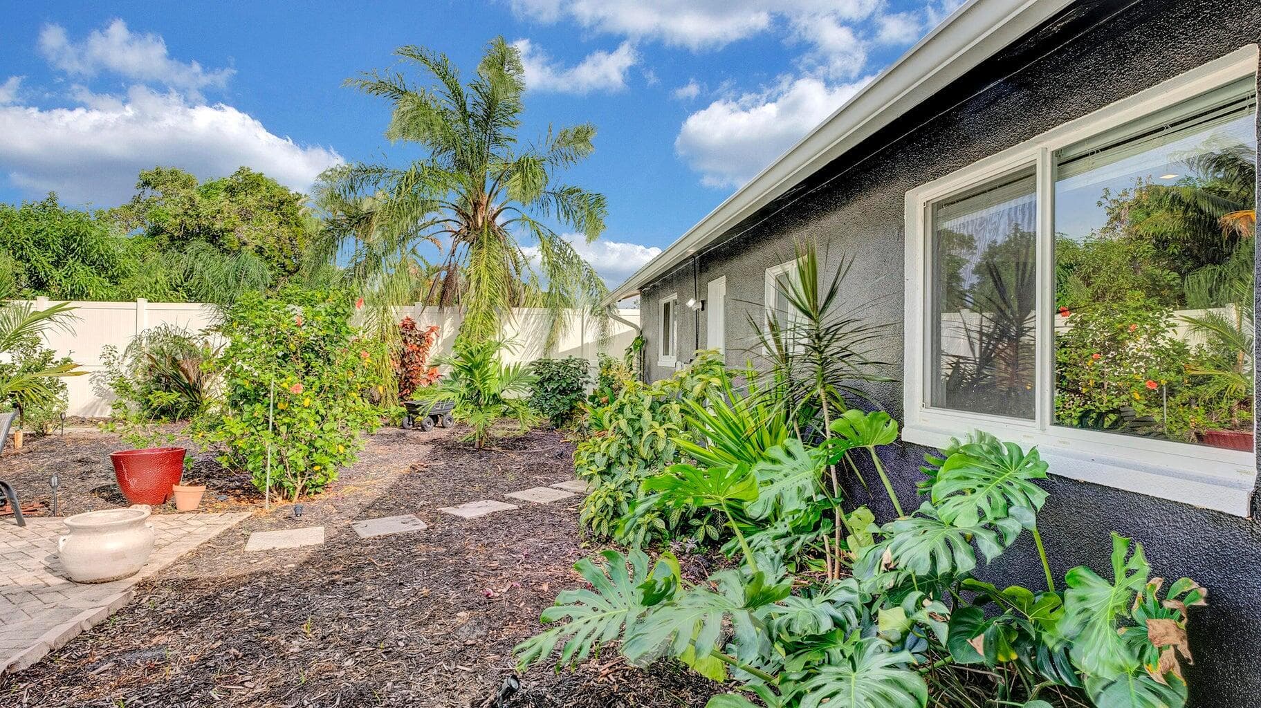 2941 Angler Drive, Delray Beach, FL 33445 24