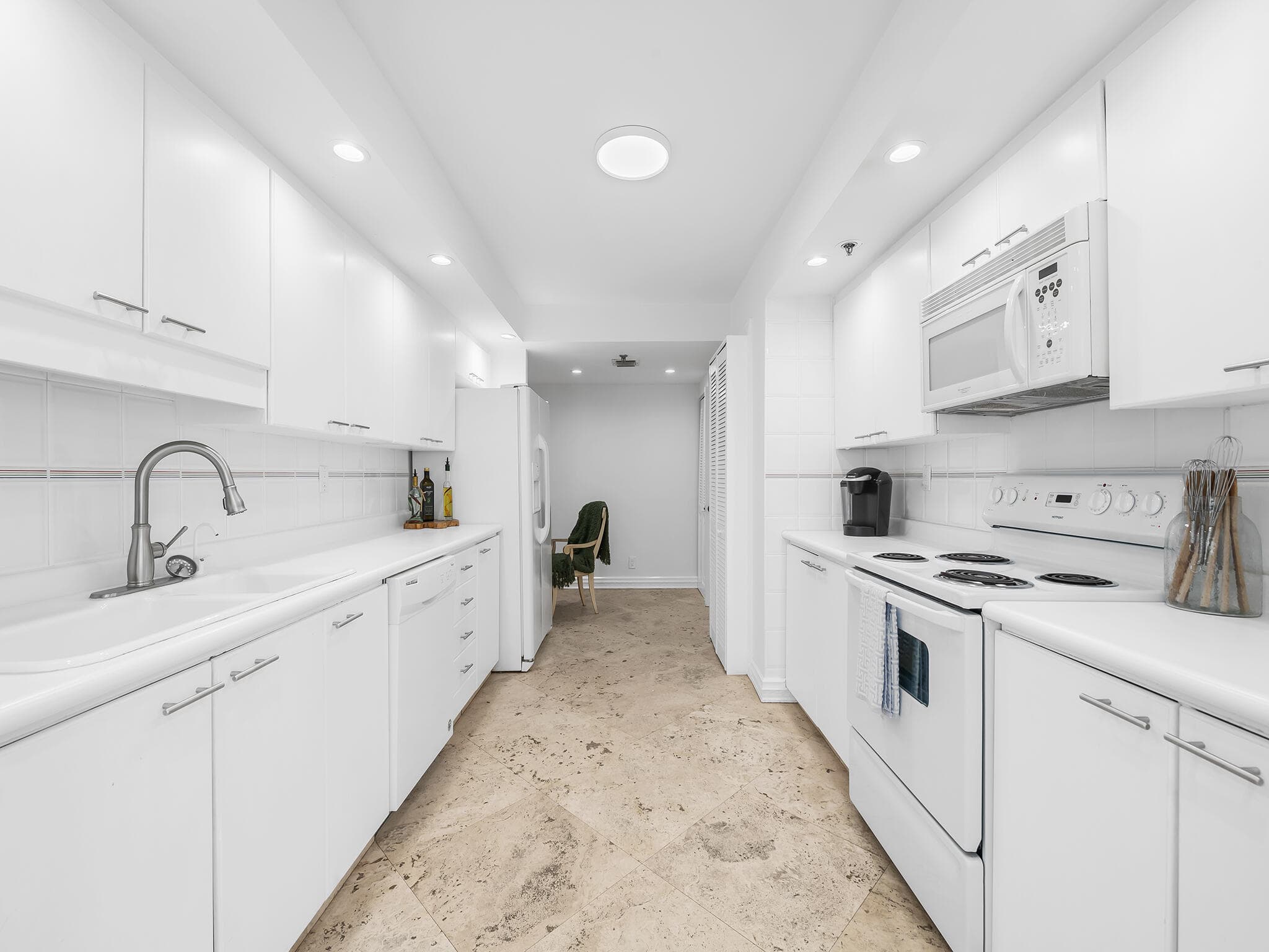 2917 S Ocean Boulevard 304, Highland Beach, FL 33487 10