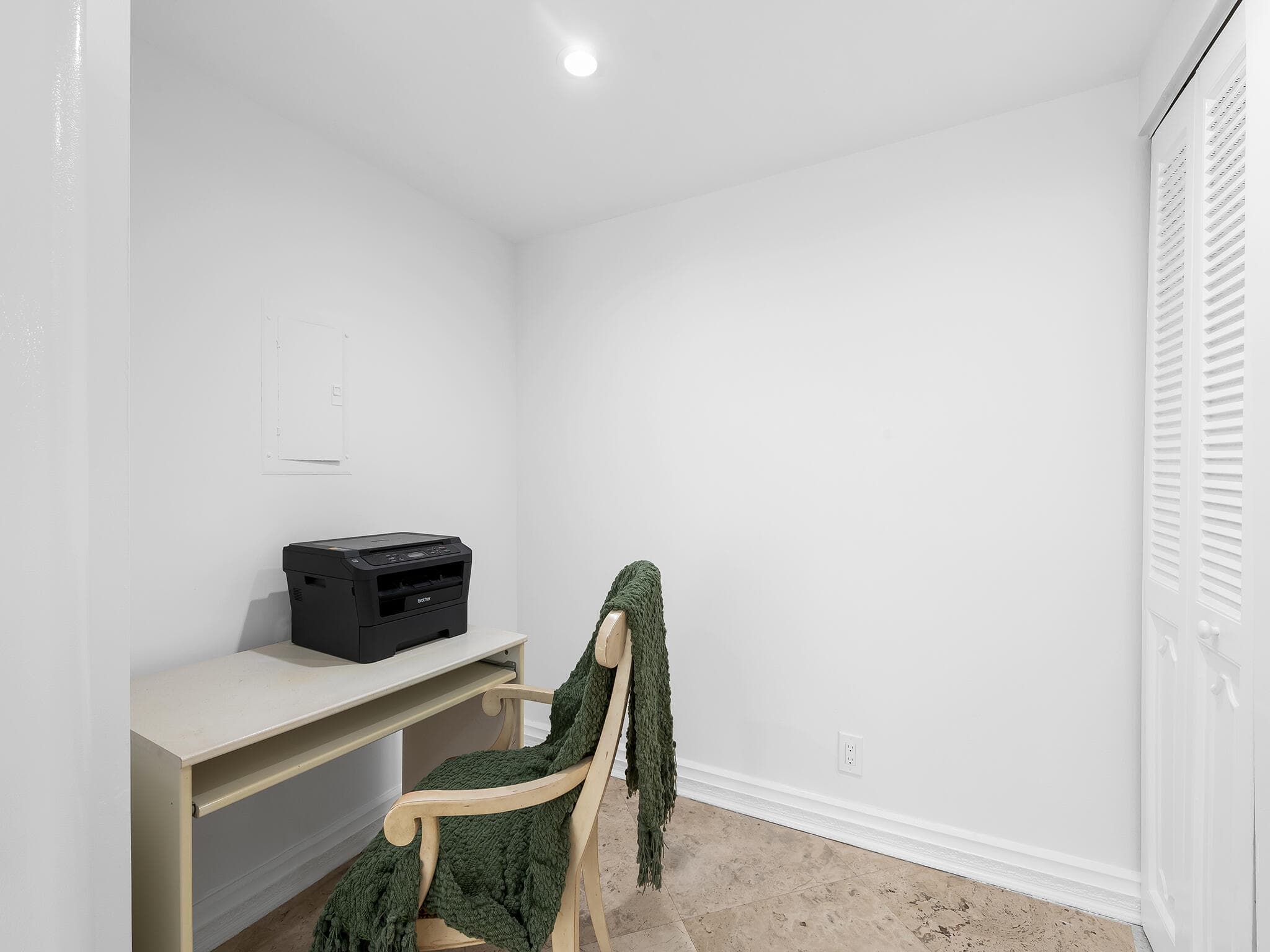 2917 S Ocean Boulevard 304, Highland Beach, FL 33487 25
