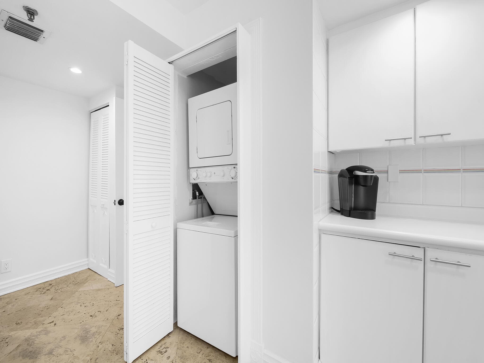 2917 S Ocean Boulevard 304, Highland Beach, FL 33487 24
