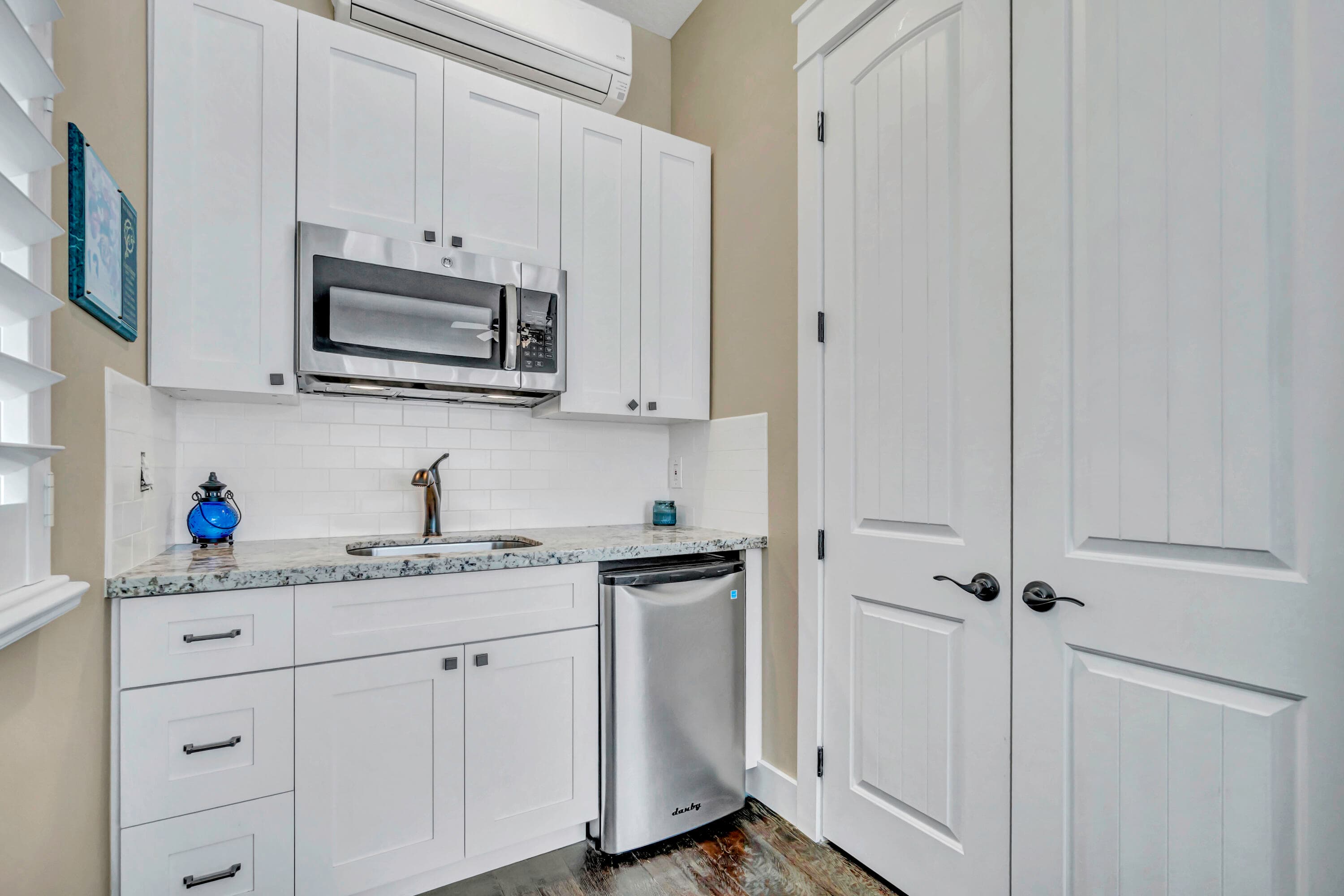 1209 Breakers West Boulevard, West Palm Beach, FL 33411 16
