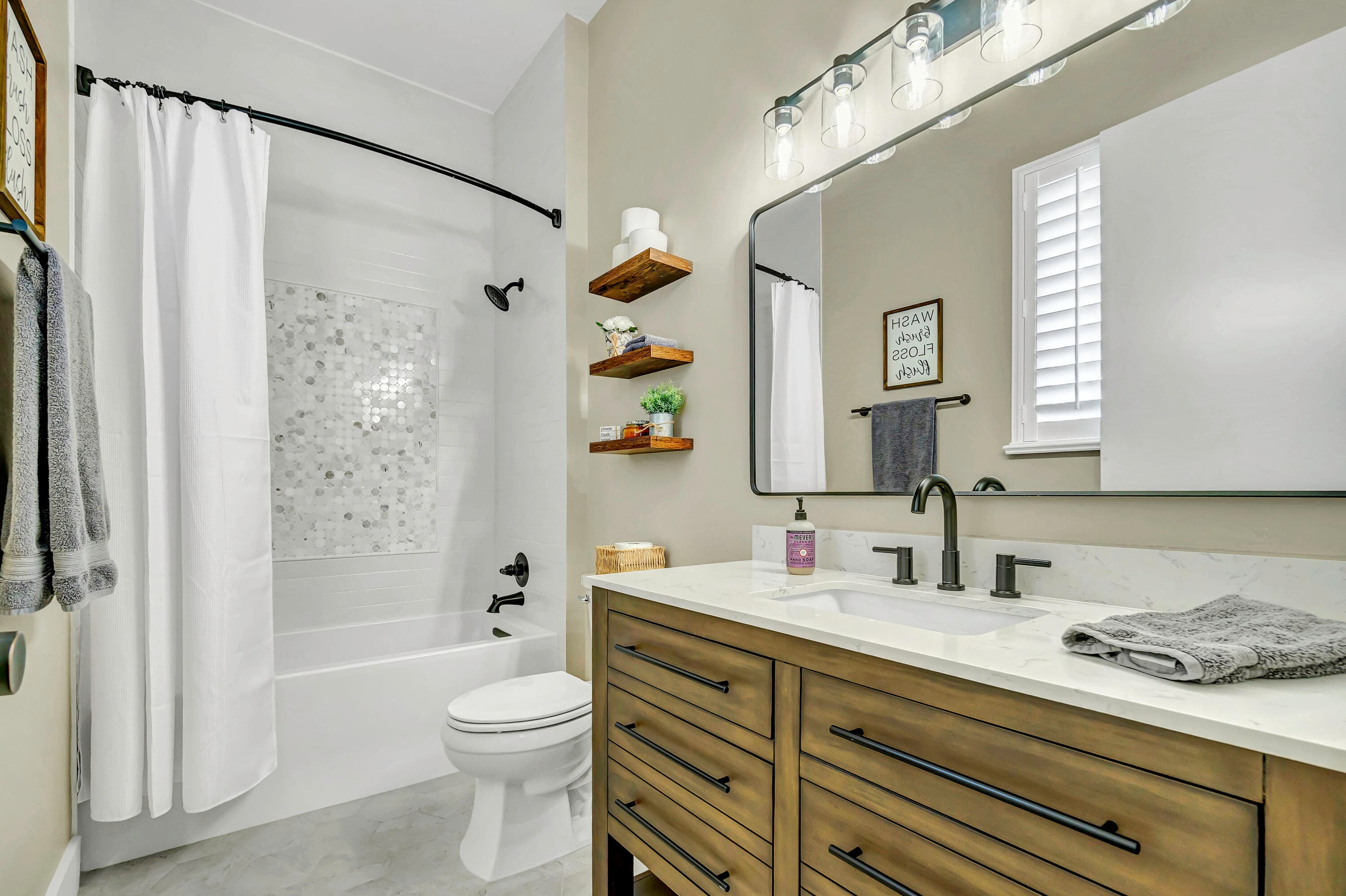 1209 Breakers West Boulevard, West Palm Beach, FL 33411 23