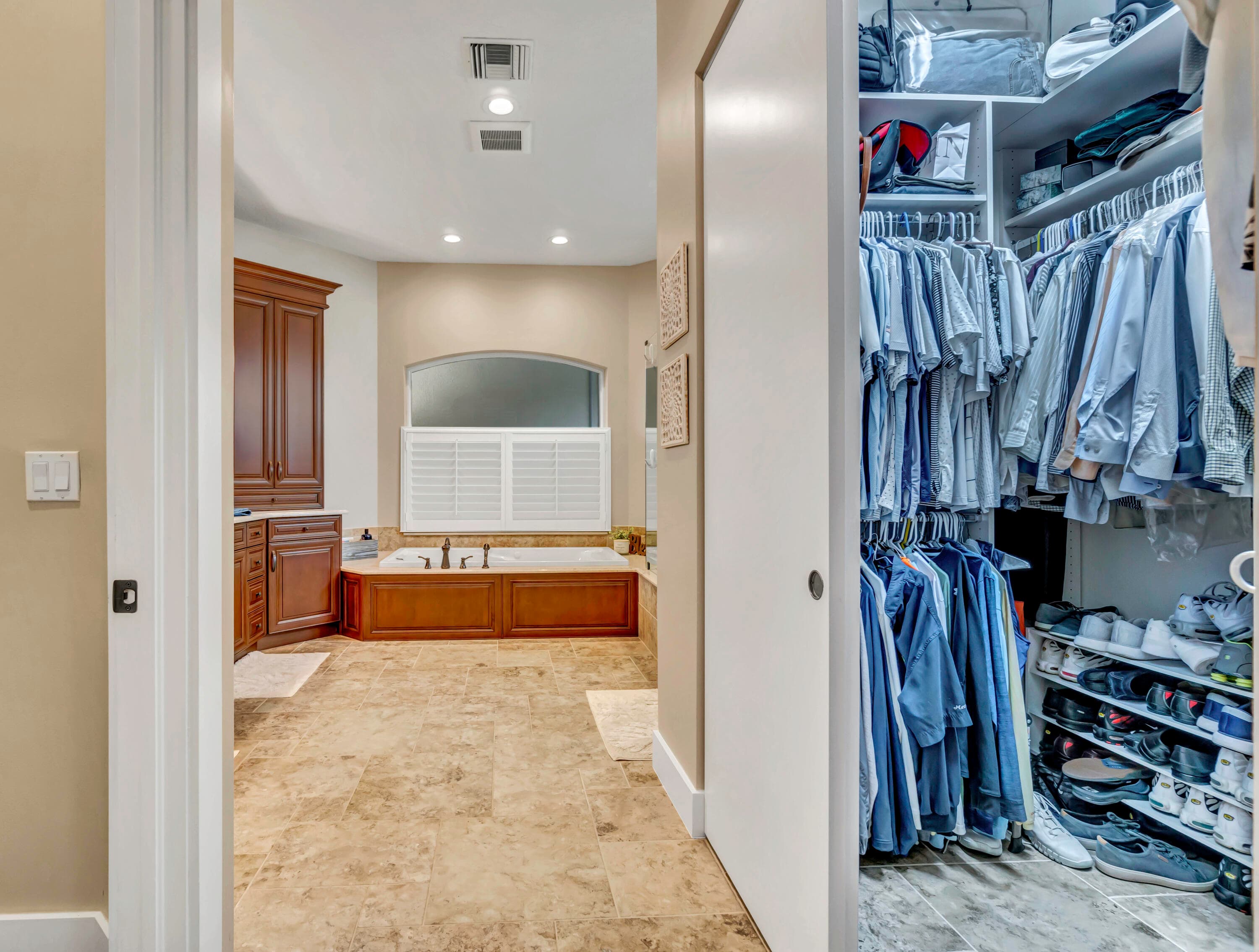 1209 Breakers West Boulevard, West Palm Beach, FL 33411 43